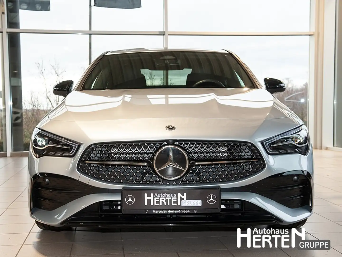 Mercedes-Benz CLA 200 +AMG+NIGHT+LED+KEYLESS+AMBIENTE+R-KAMERA Grau - 2