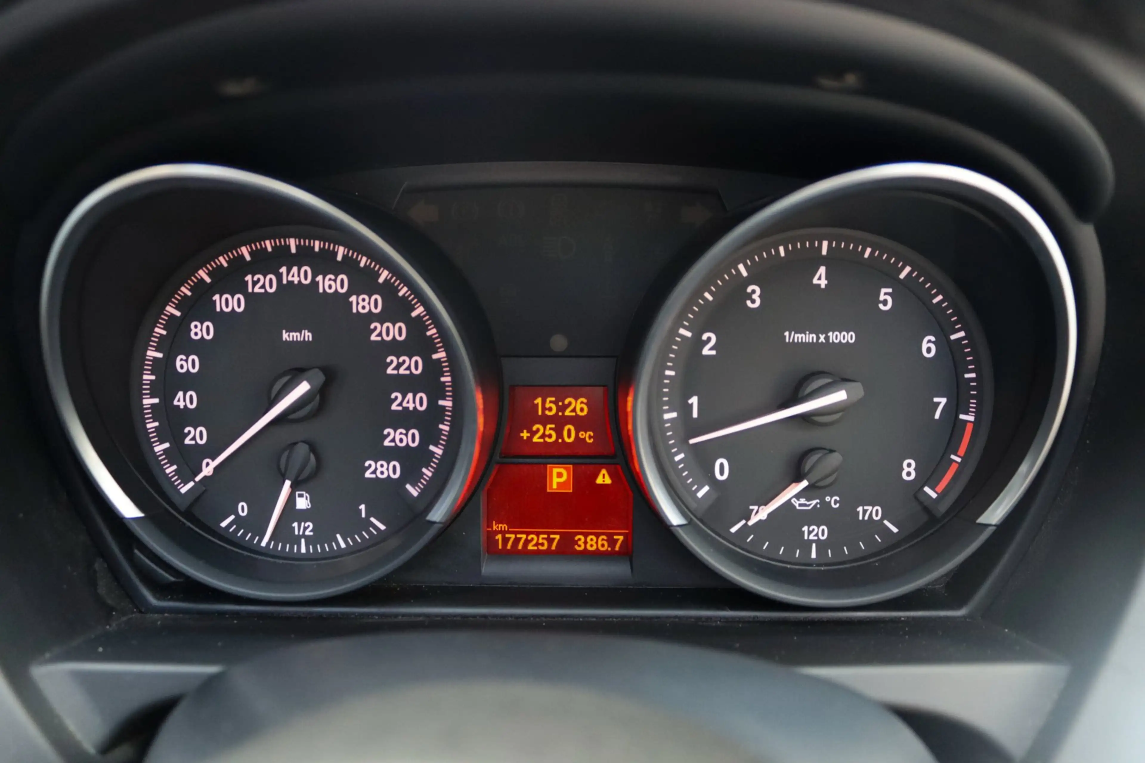 BMW Z4 Roadster SDrive23i 6 CILINDER XENON LEDER CLIMA — photo 18