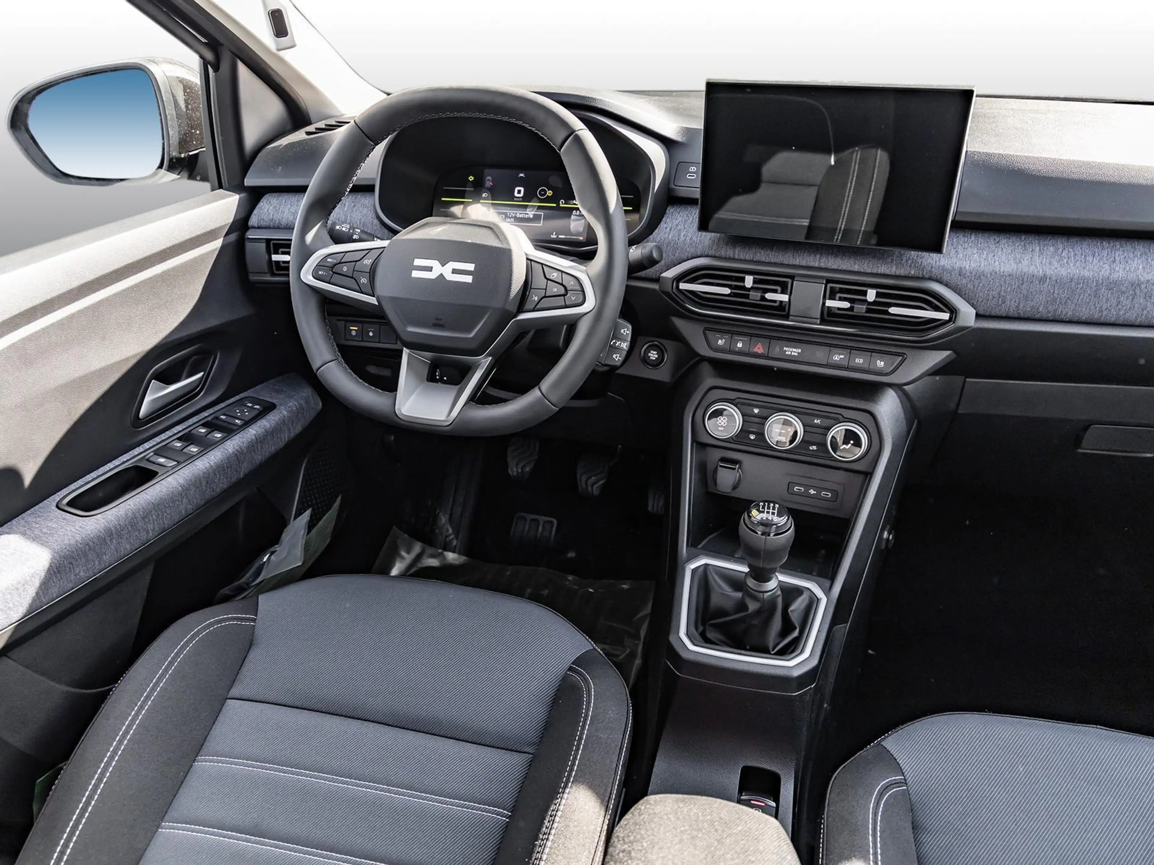 Dacia Jogger Journey TCe 110 7-Sitzer NAVI SHZ PDC BT — photo 4