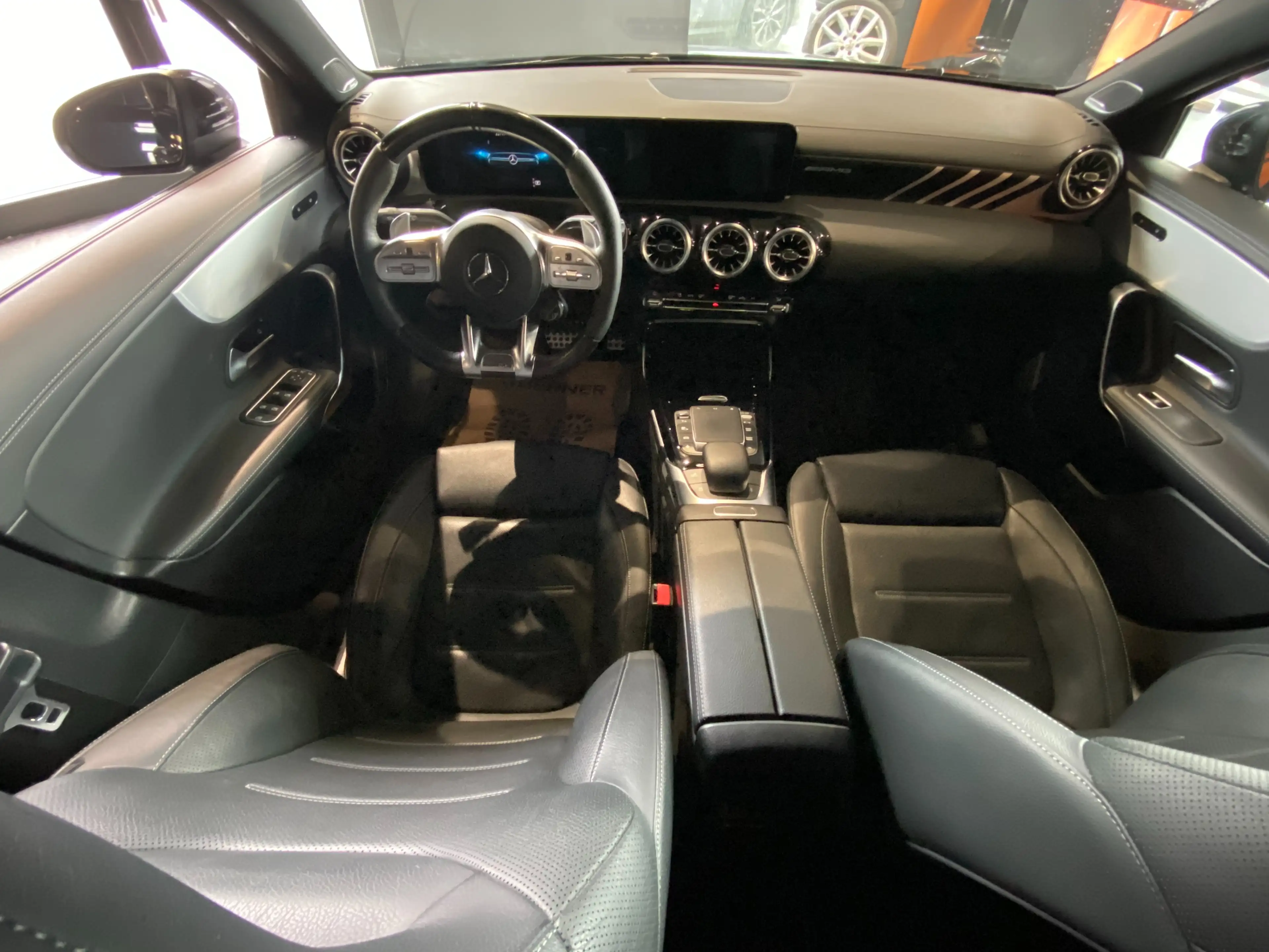 Mercedes-Benz A 35 AMG AMG A 35 4Matic AMG DCT - JUSQU'A 48 MOIS GARANTIE — photo 7