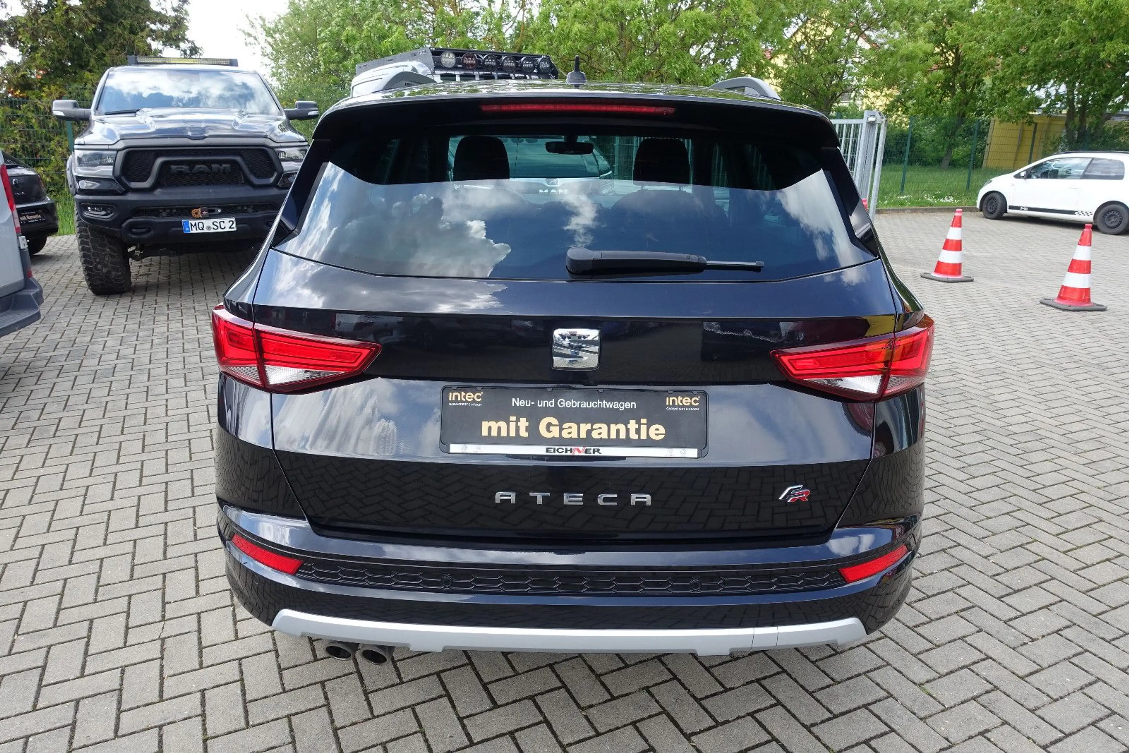 SEAT Ateca FR*LED*Assist-Paket*Leder*Navi*Rückf*1.Hd* — photo 6