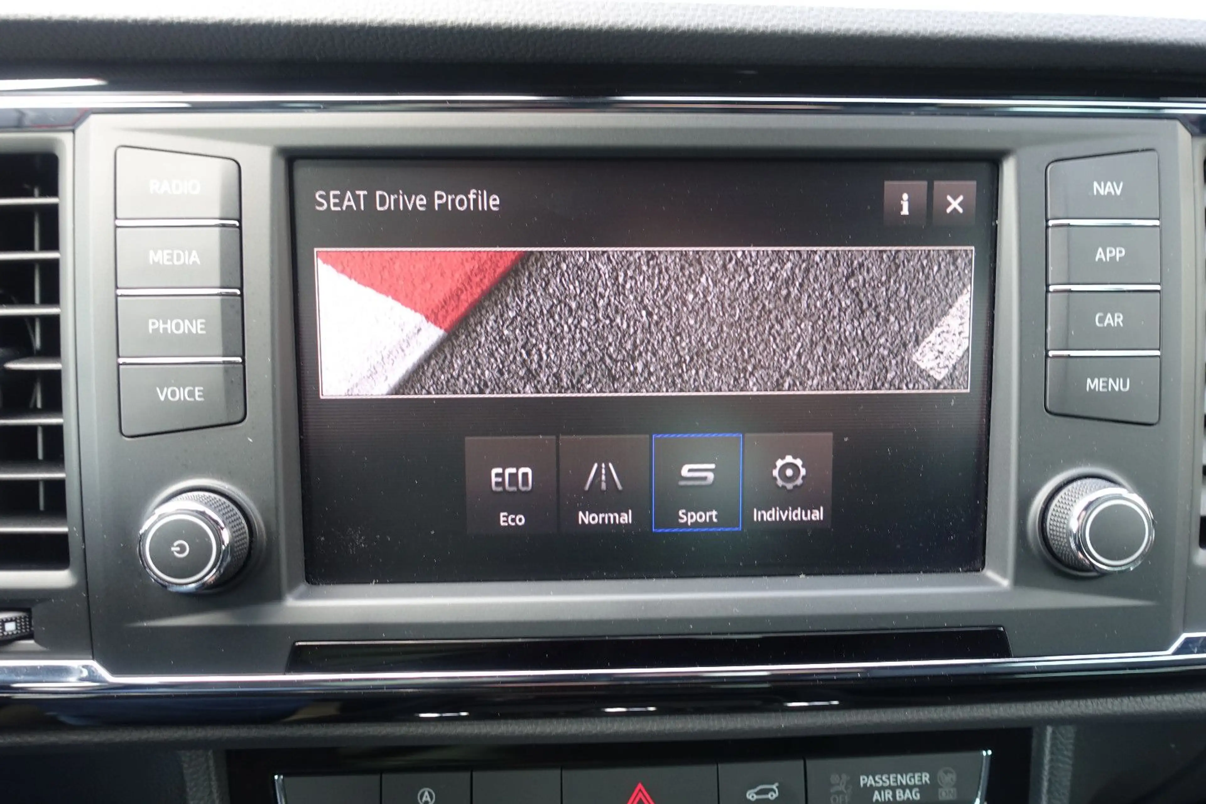 SEAT Ateca FR*LED*Assist-Paket*Leder*Navi*Rückf*1.Hd* — photo 39