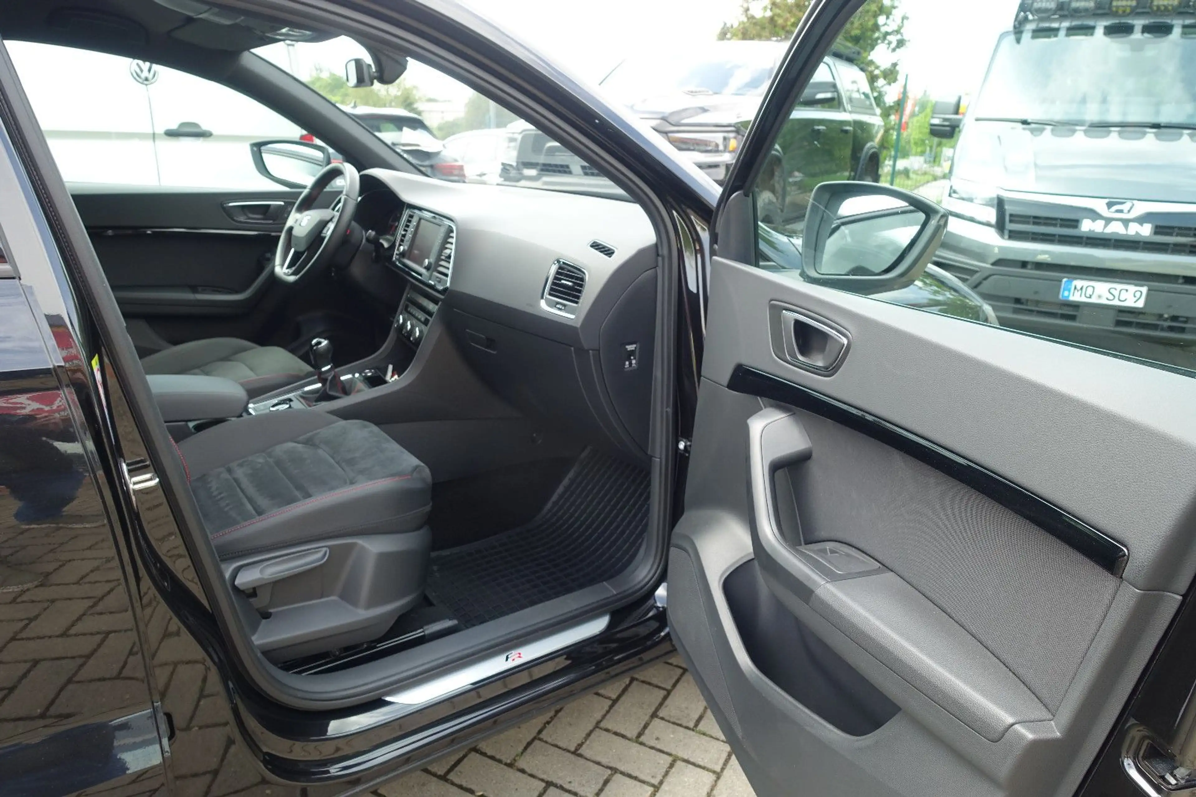 SEAT Ateca FR*LED*Assist-Paket*Leder*Navi*Rückf*1.Hd* — photo 20