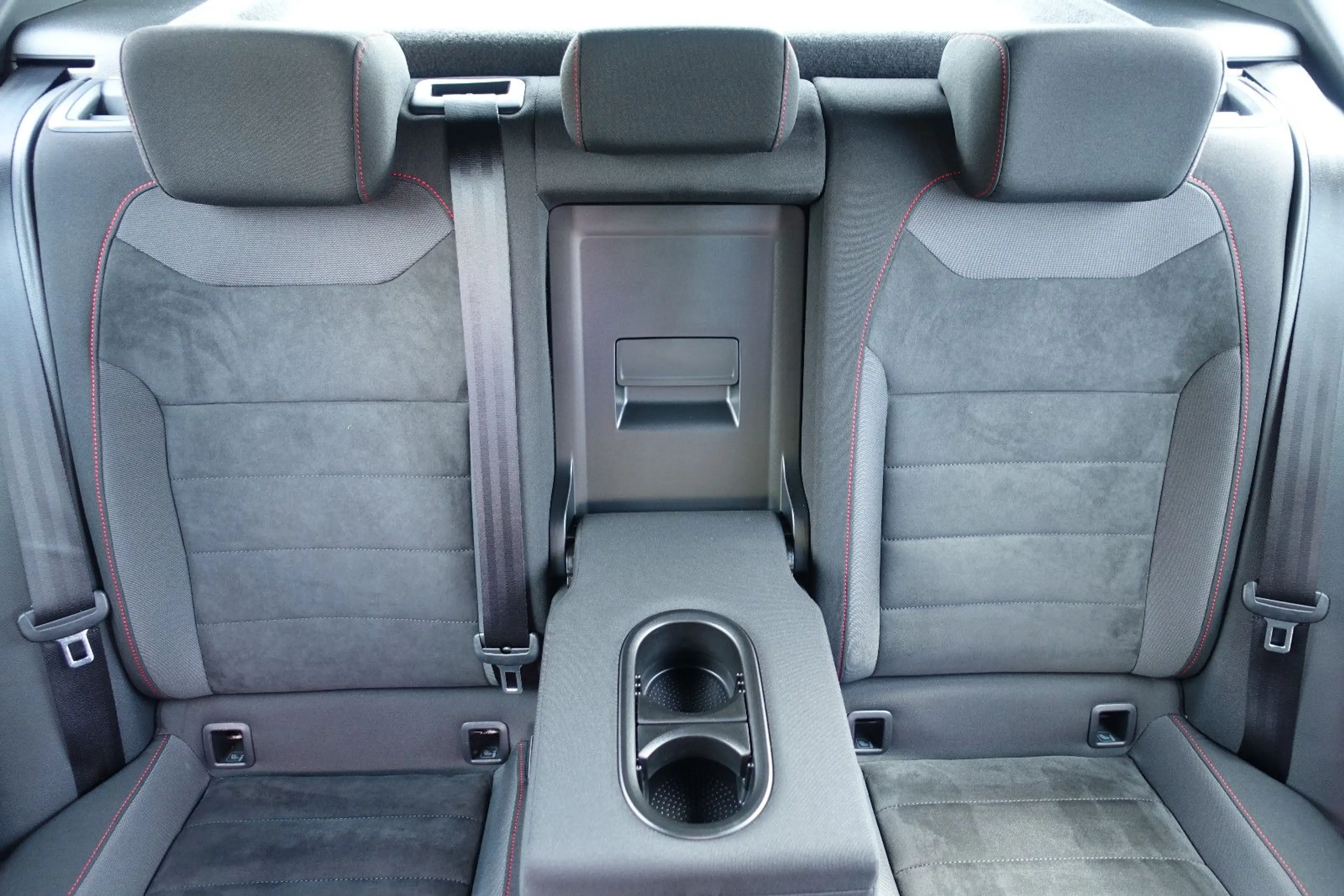 SEAT Ateca FR*LED*Assist-Paket*Leder*Navi*Rückf*1.Hd* — photo 24