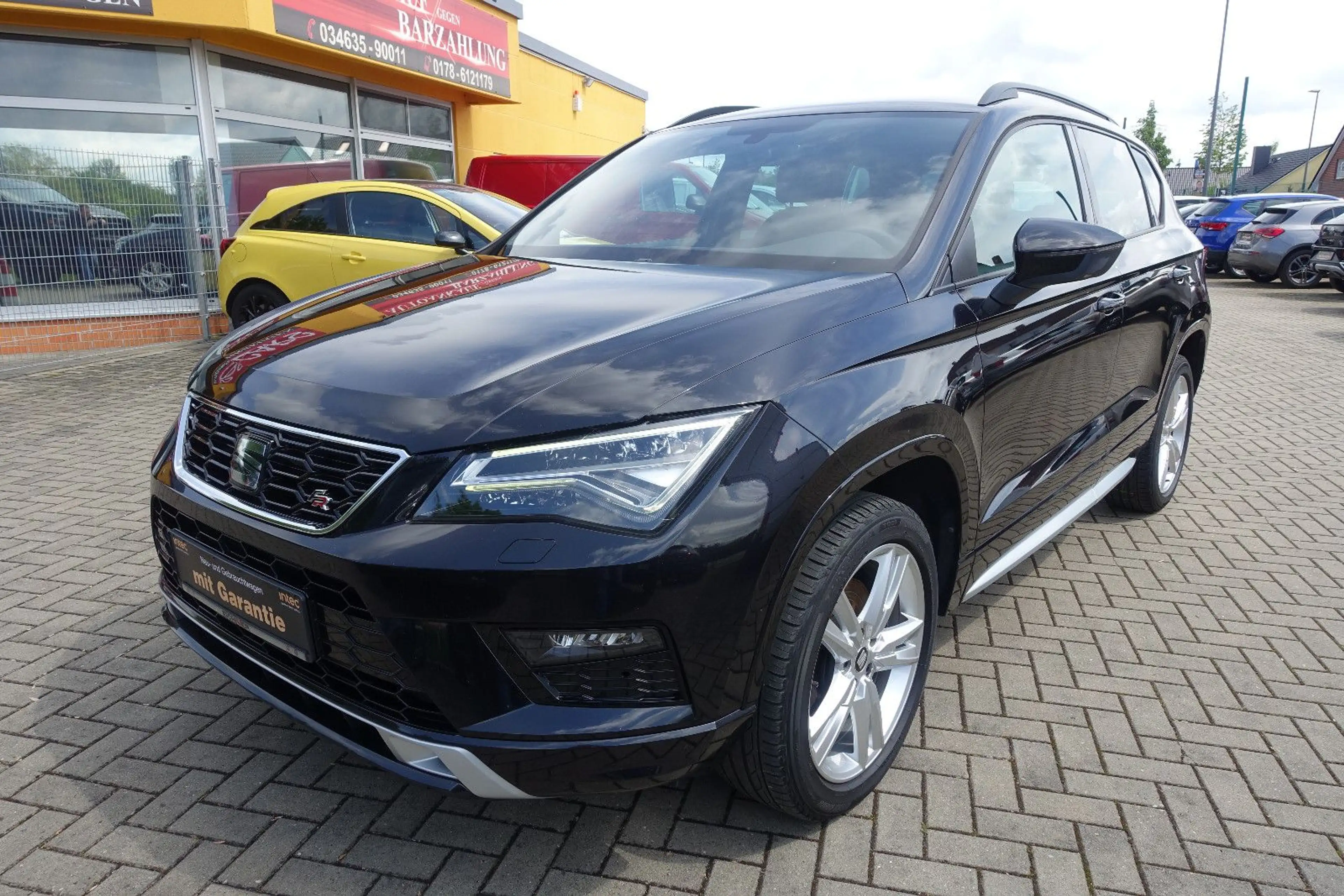 SEAT Ateca FR*LED*Assist-Paket*Leder*Navi*Rückf*1.Hd*