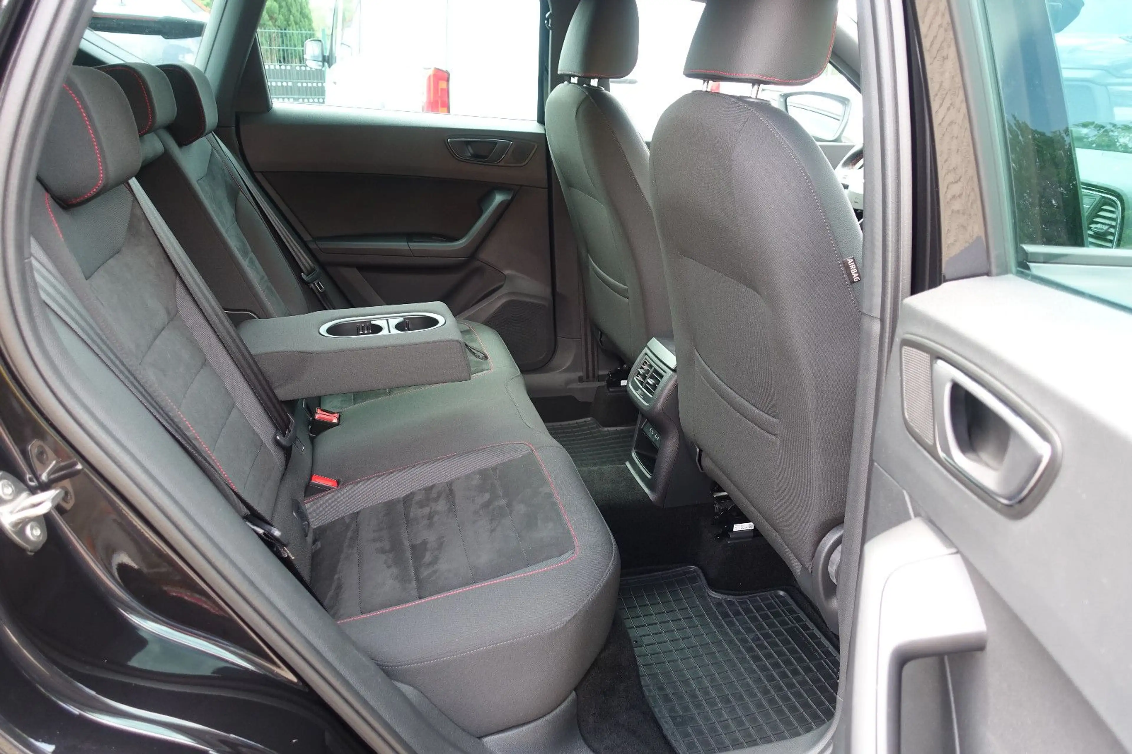 SEAT Ateca FR*LED*Assist-Paket*Leder*Navi*Rückf*1.Hd* — photo 25