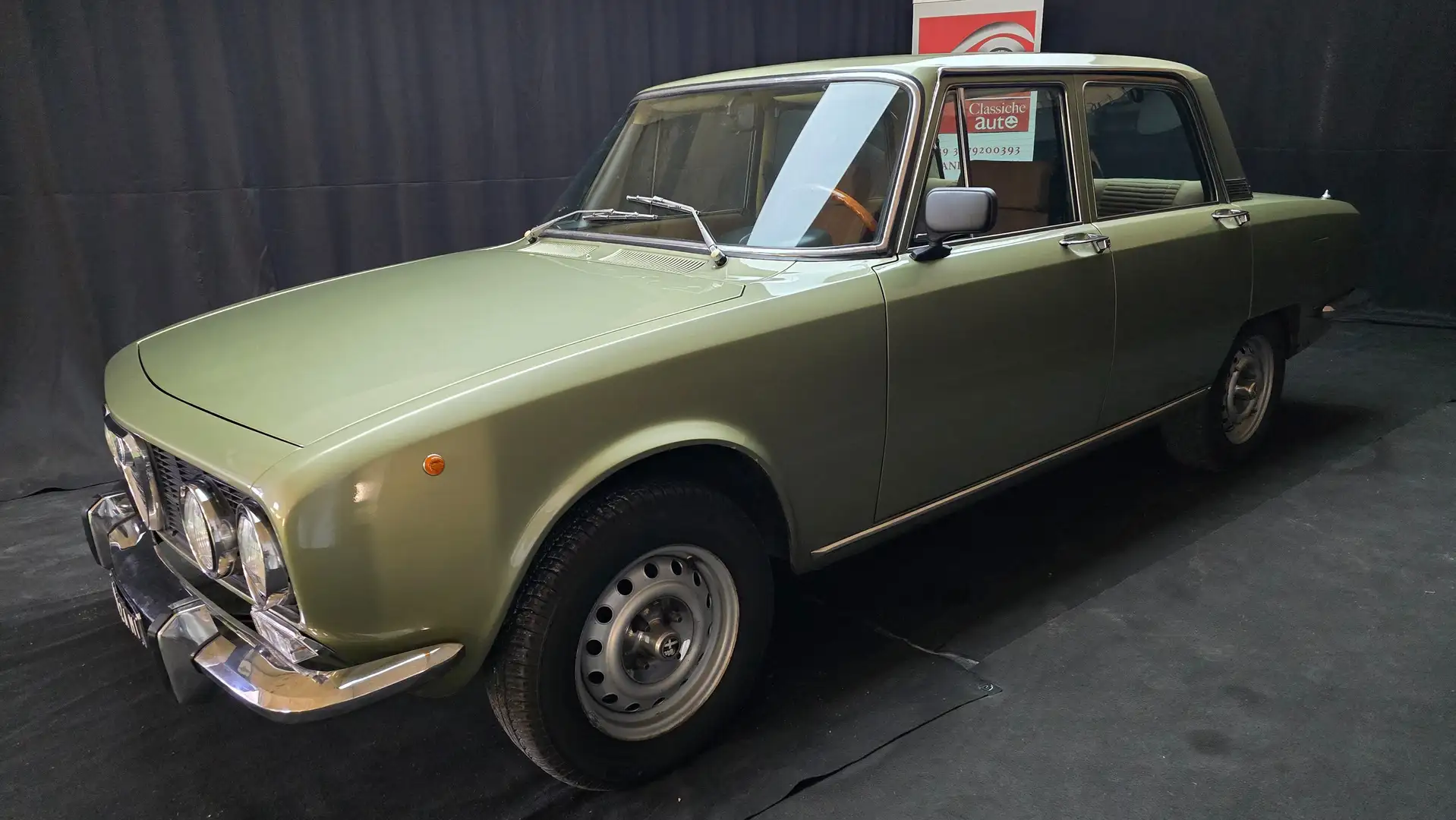 Alfa Romeo 2000 Verde - 1