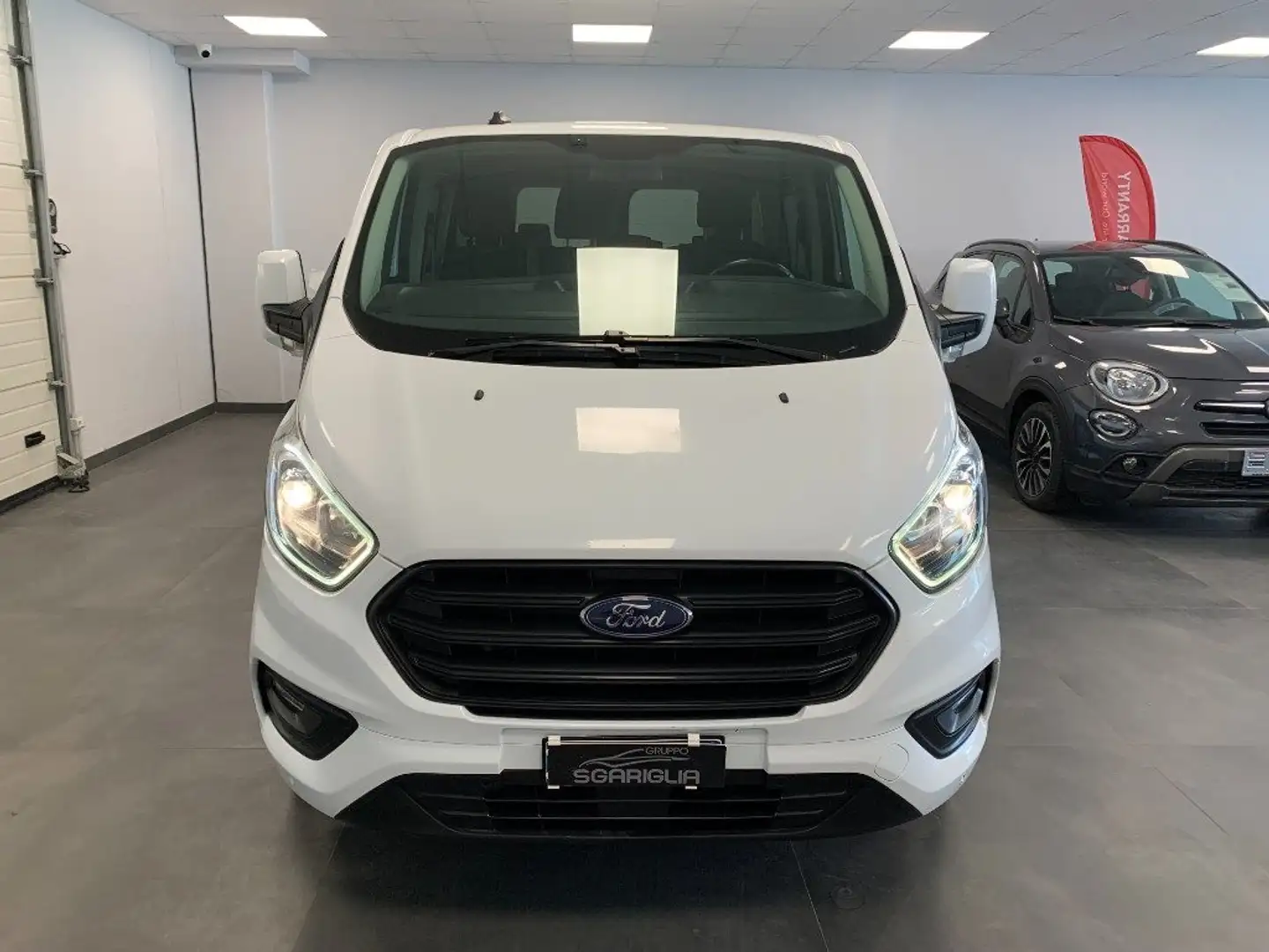 Ford Transit Custom 9 Posti 2.0 TDCi Combi Wit - 2