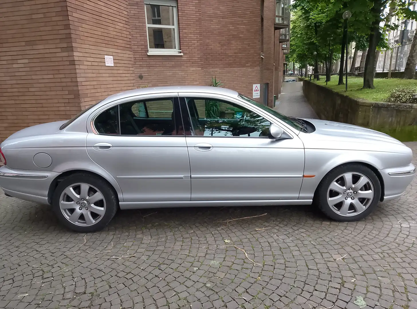 Jaguar X-Type X-Type Berlina 2.5 V6 Sport Grigio - 1