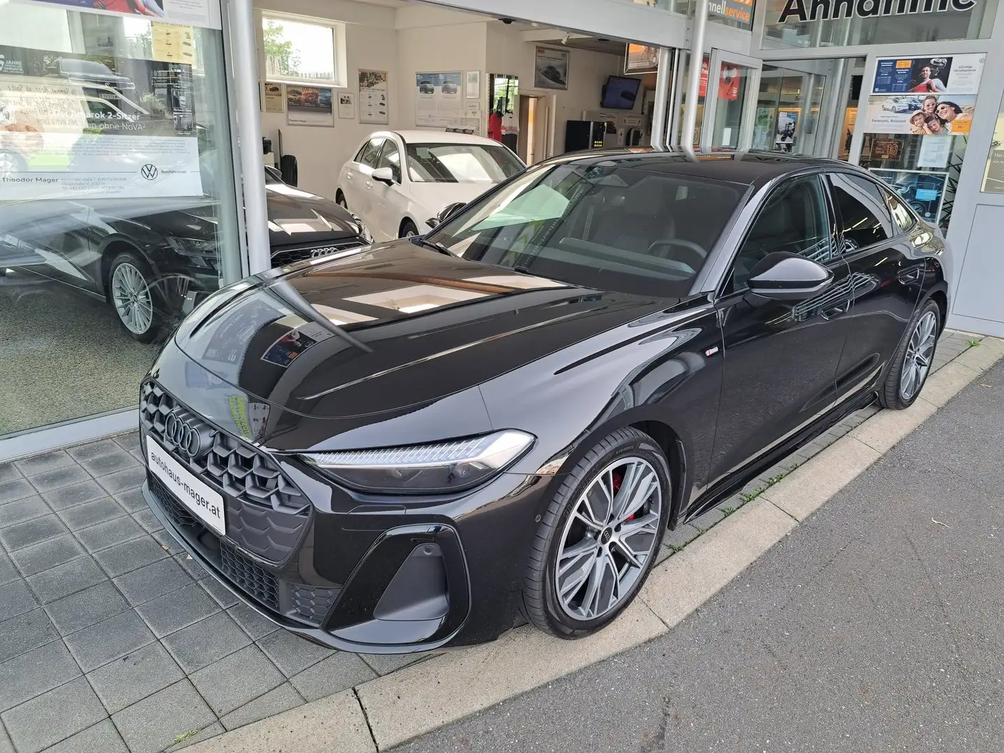 Audi A5 Limousine TFSI Schwarz - 2