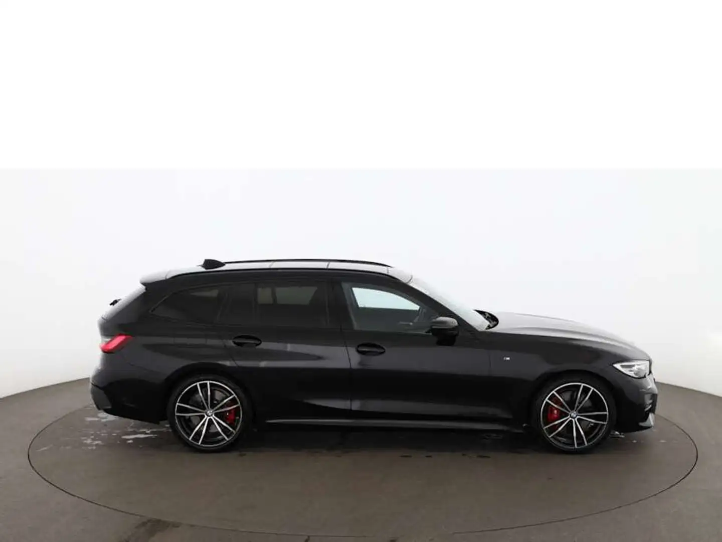 BMW 318 d Touring M-Sport Aut LED SKY NAV LEDER ASSIST Noir - 2
