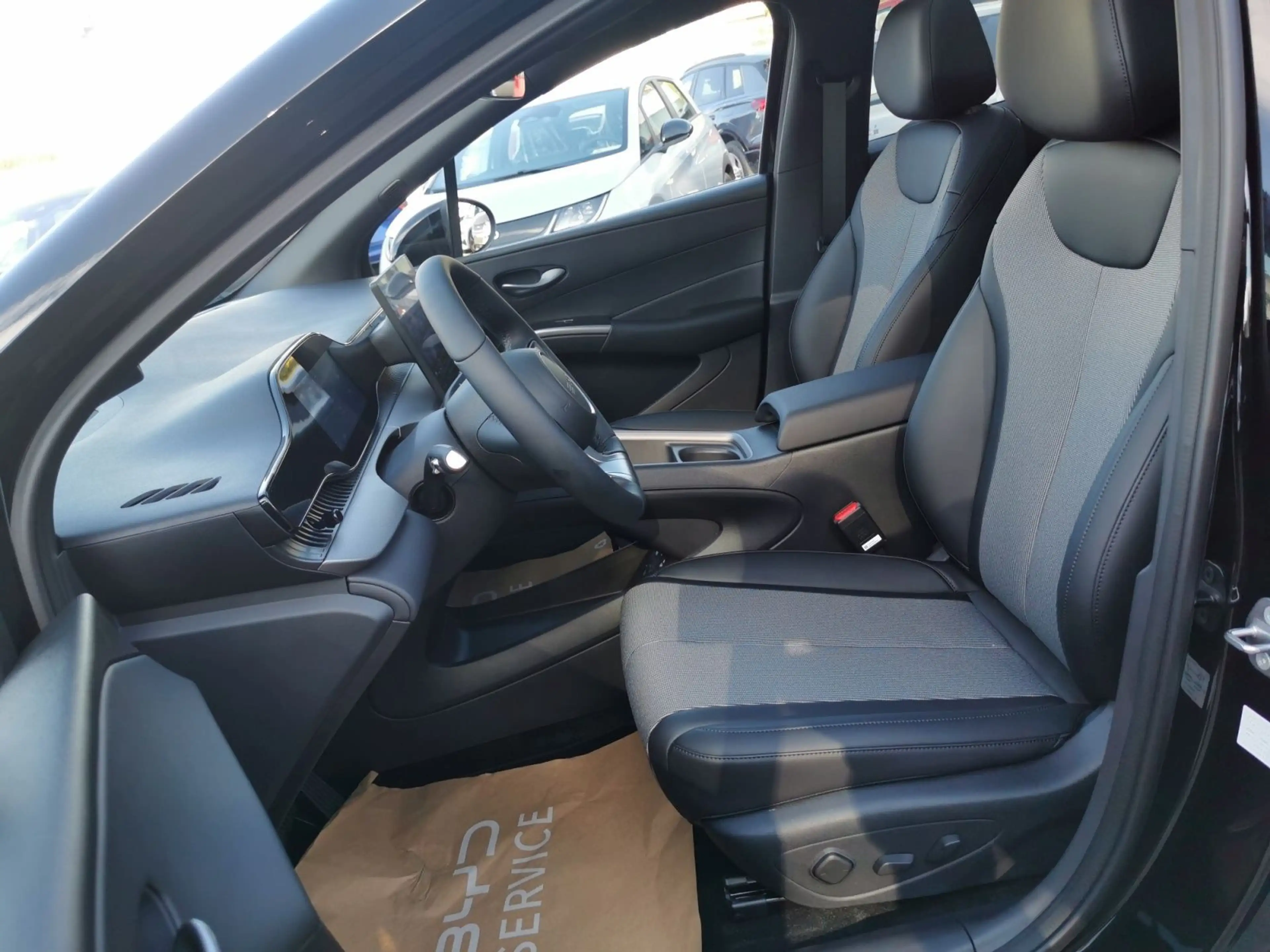BYD Dolphin Dolphin G DM-i Comfort 156 kW +HUD+18"+PANO — photo 8