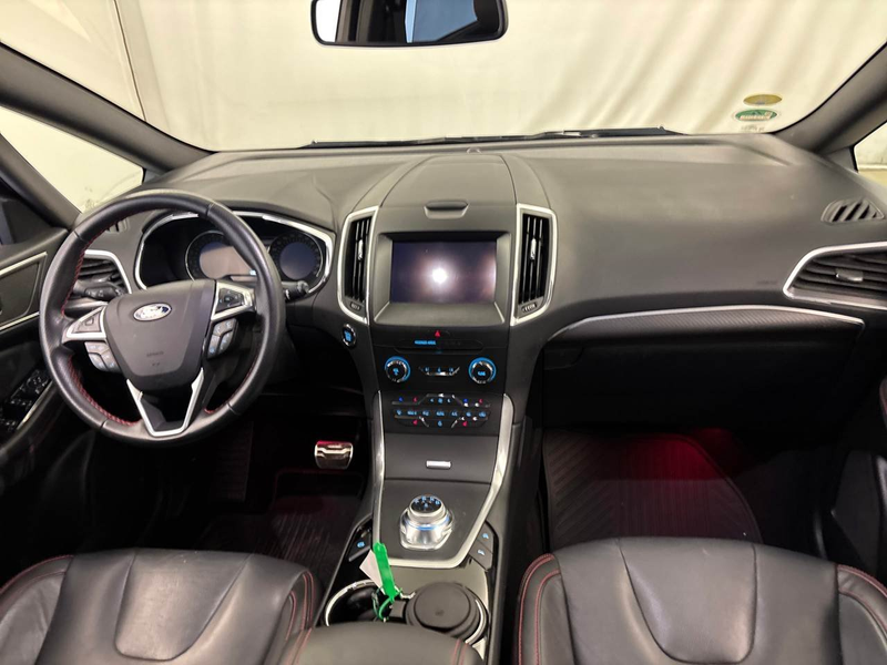 Ford S-Max 2.0 EcoBlue ST-Line AHK SpoSi StHz Key LED — photo 6