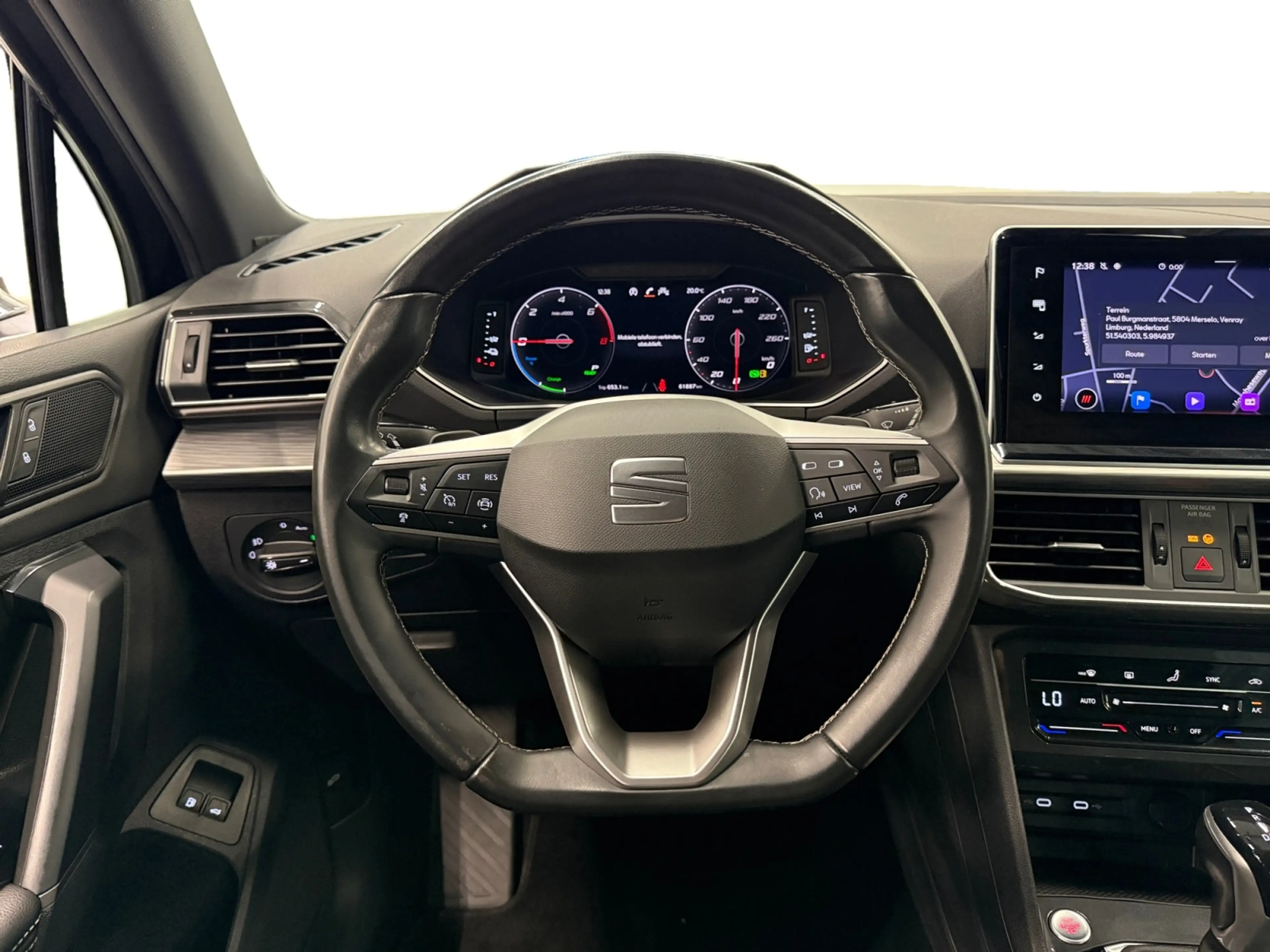 SEAT Tarraco 1.4 TSI e-Hybrid PHEV Xperience Business Intense I — photo 12