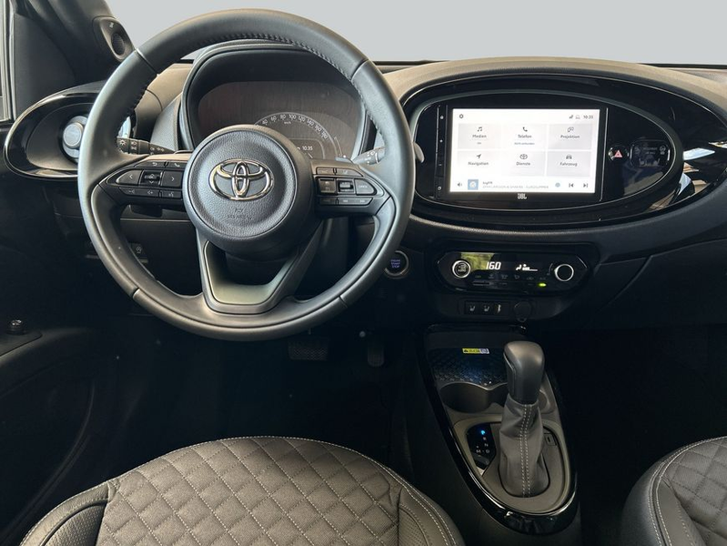 Toyota Aygo X X 1.0 S-CVT Explore — photo 13
