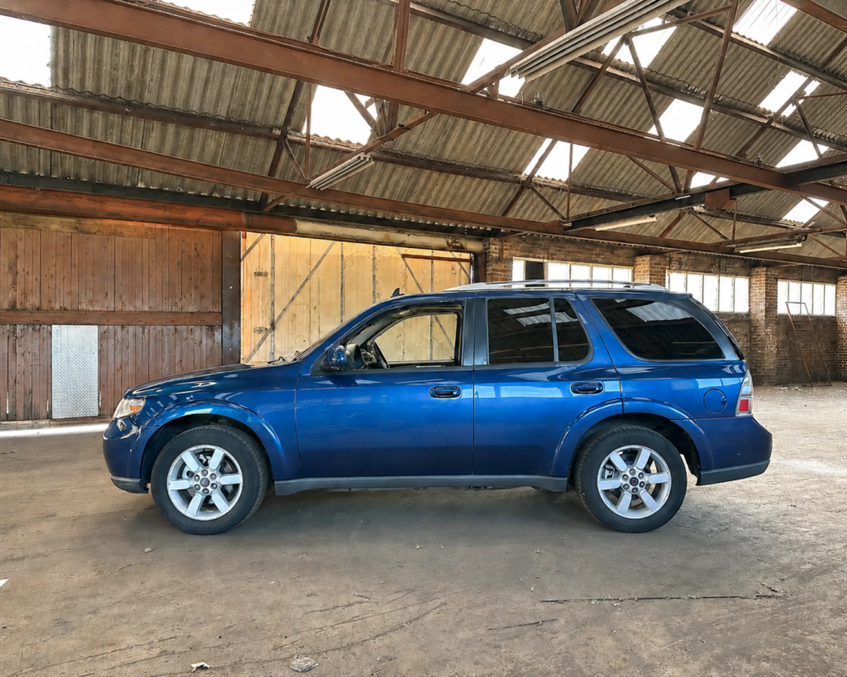 Saab 9-7X 4.2 Apple CarpPay & camera — photo 5