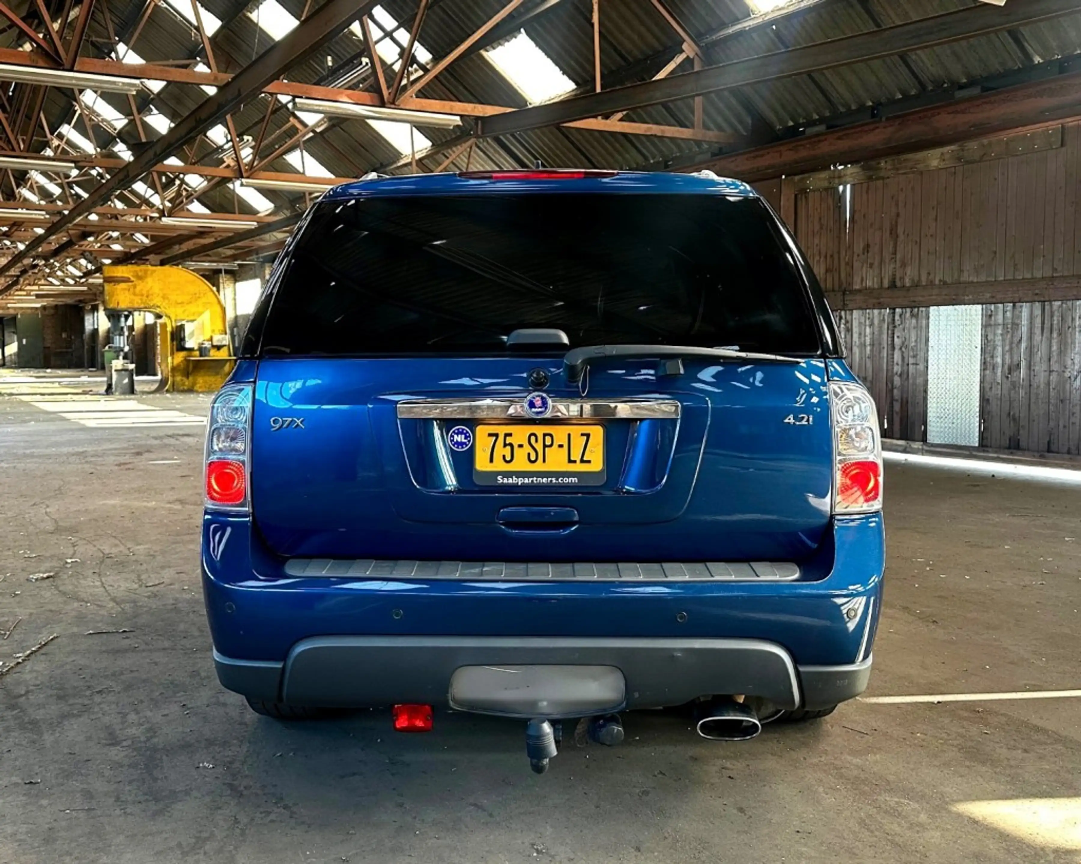 Saab 9-7X 4.2 Apple CarpPay & camera — photo 4