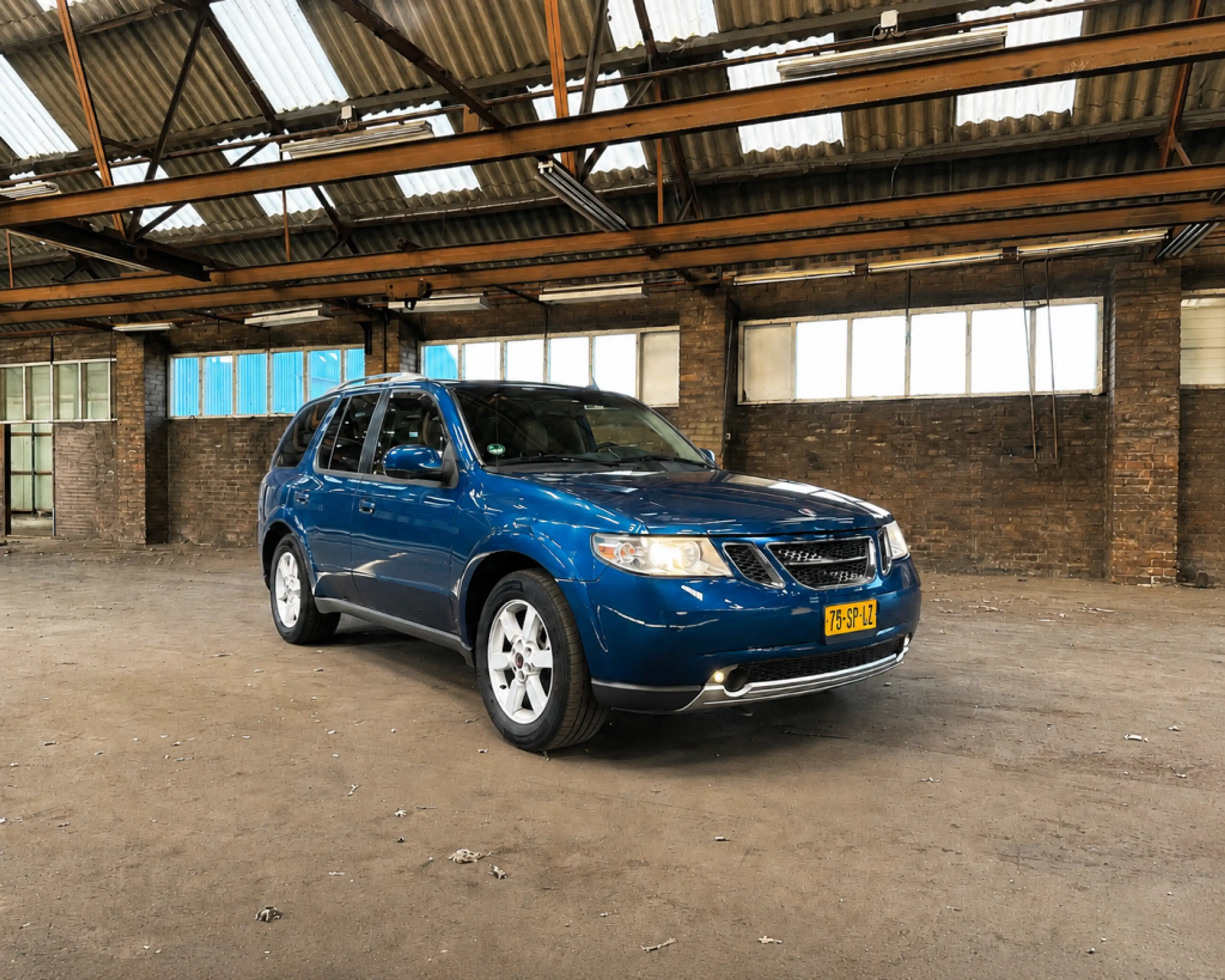 Saab 9-7X 4.2 Apple CarpPay & camera — photo 2