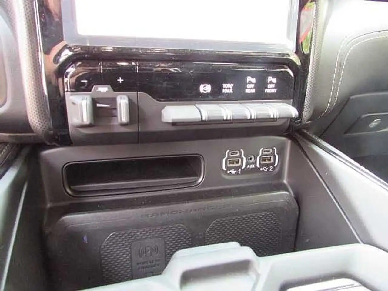 Dodge RAM 2022 — фото 15