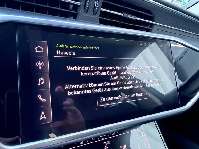 Audi A6 view 18