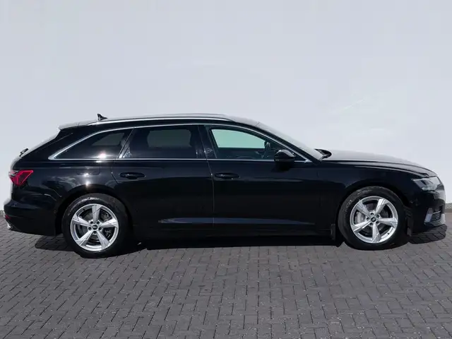 Audi A6 view 4