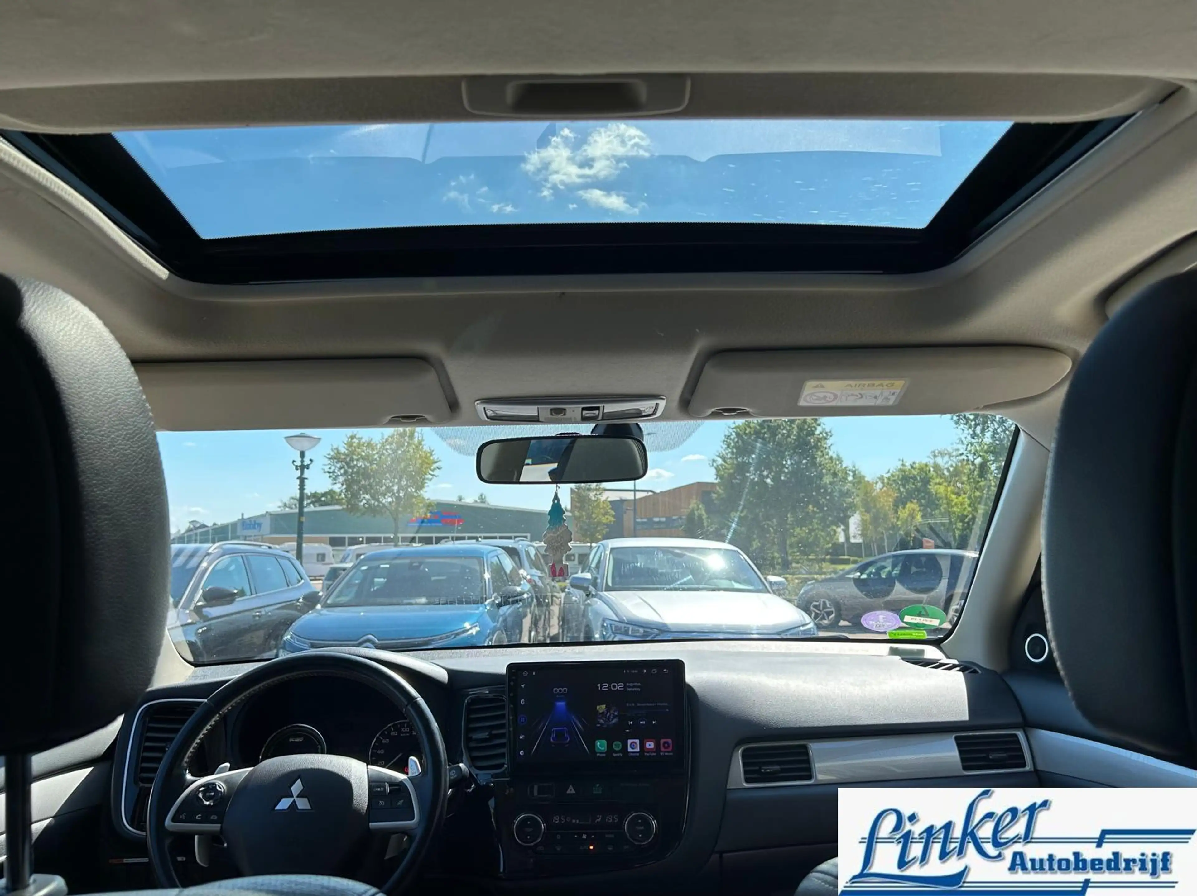 Mitsubishi Outlander 2.0 PHEV Instyle X-Line | Cruise | Pano| Trekhaak| — photo 14