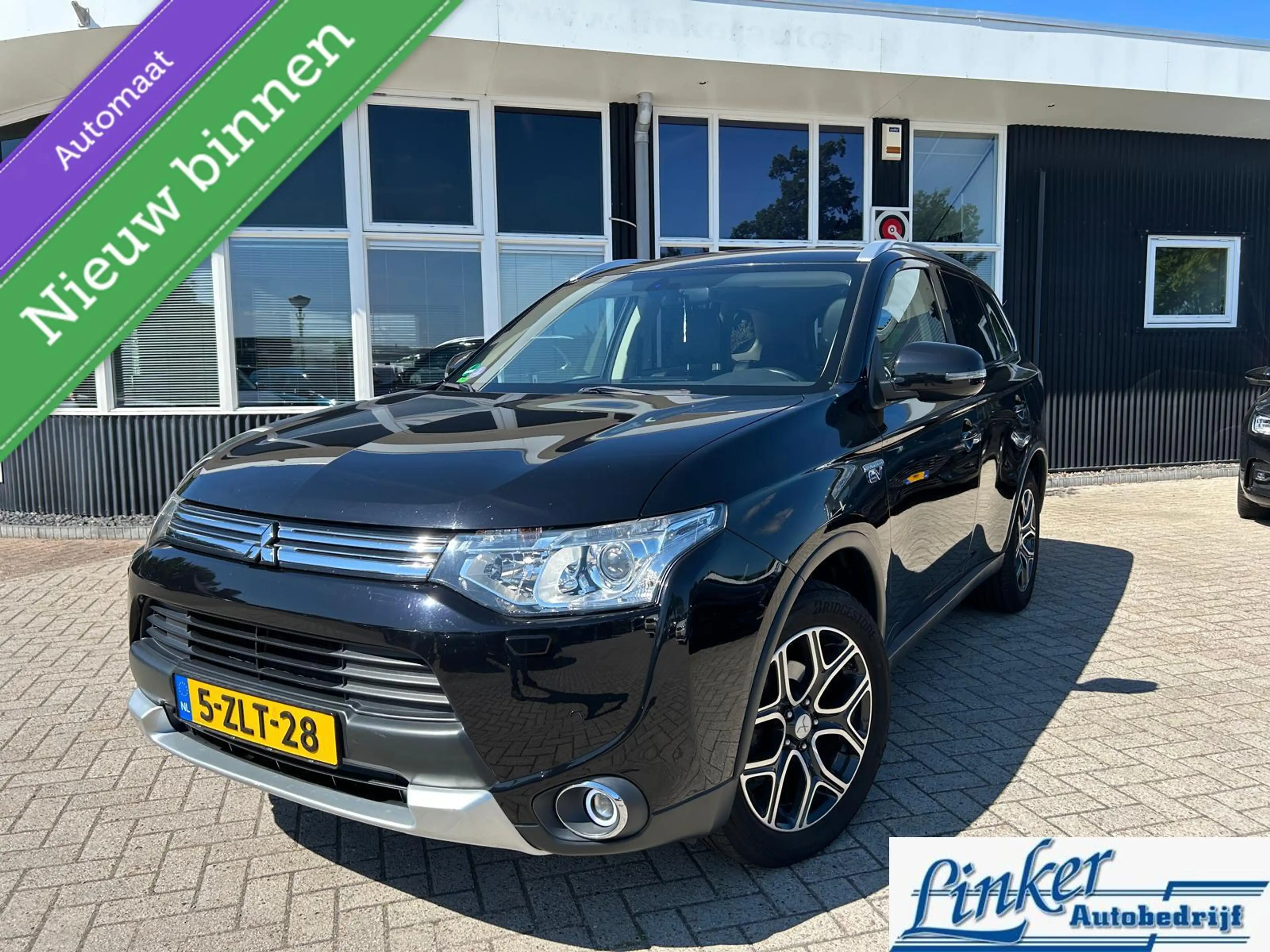Mitsubishi Outlander 2.0 PHEV Instyle X-Line | Cruise | Pano| Trekhaak| — photo 2