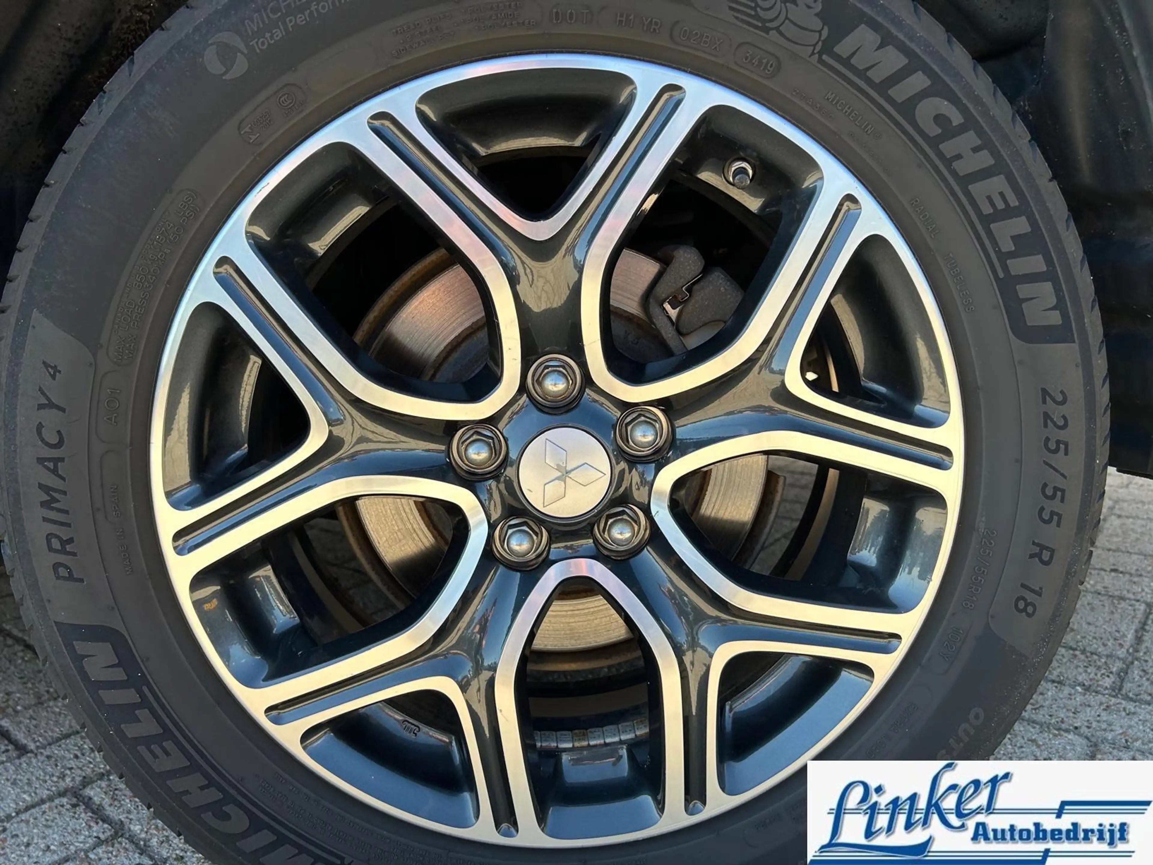 Mitsubishi Outlander 2.0 PHEV Instyle X-Line | Cruise | Pano| Trekhaak| — photo 11