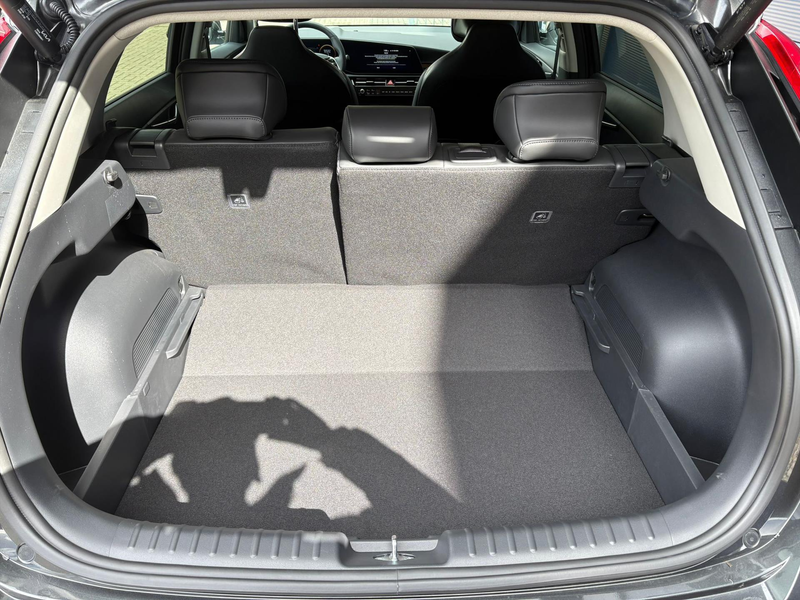 Kia e-Niro 64,8 kWh 204pk Aut DynamicPlusLine | Stoel en stuu — photo 9