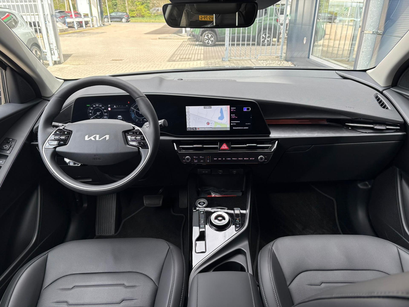 Kia e-Niro 64,8 kWh 204pk Aut DynamicPlusLine | Stoel en stuu — photo 12