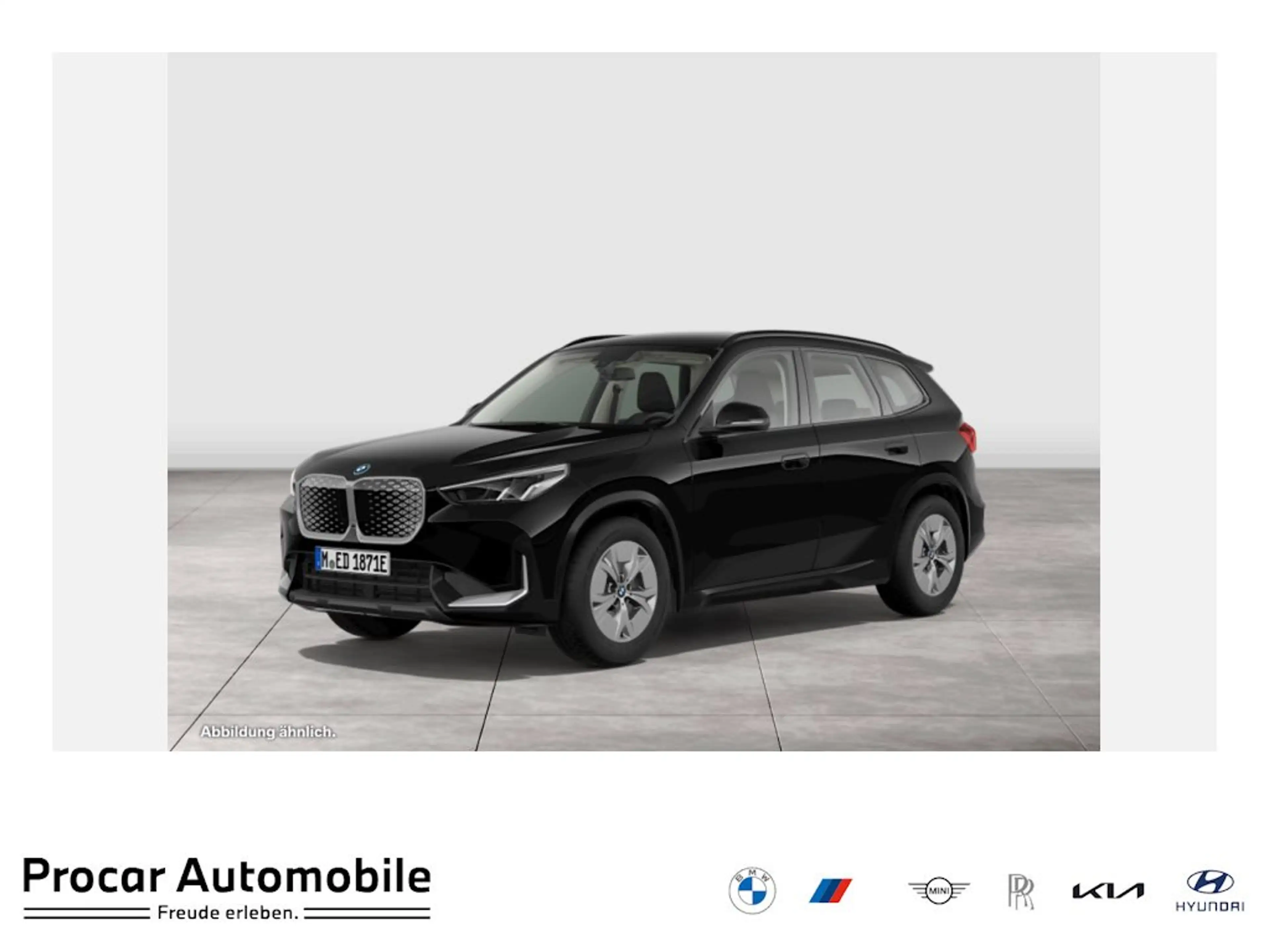 BMW iX1 eDrive20 ACC RFK NAVI LED Sound Syst. DAB