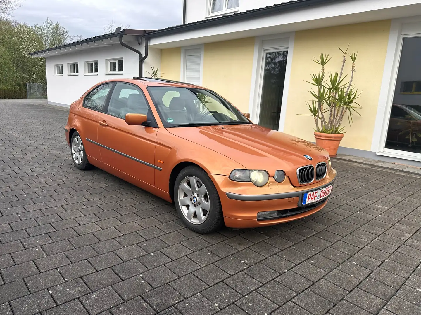 BMW 325 325ti compact Navi, PDC,Tempomat,Xenon,MFL,TÜV26 Oro - 1