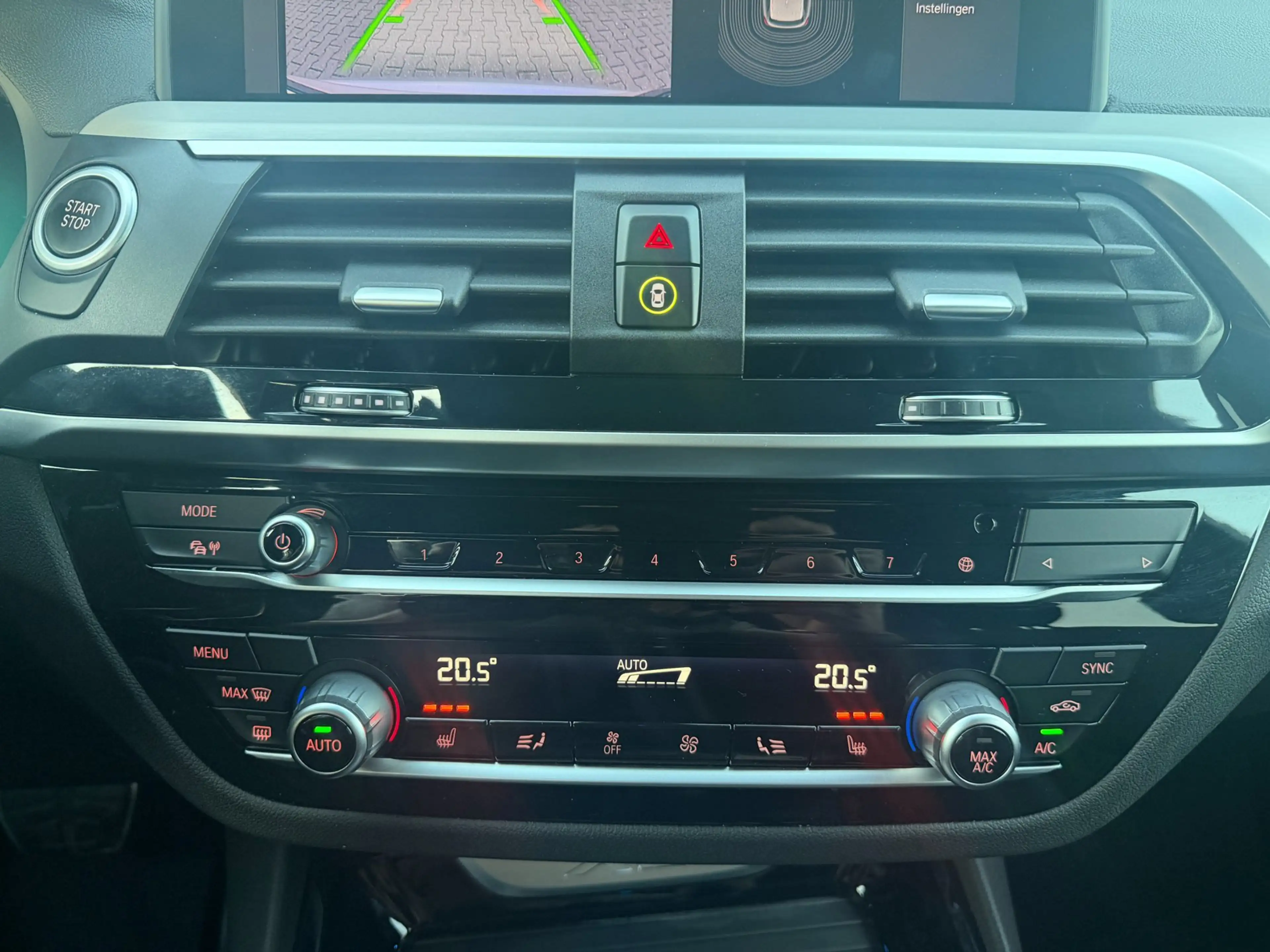 BMW X3 30e Xdrive 292PK M-SPORT Pano | LED | Head-up — photo 16