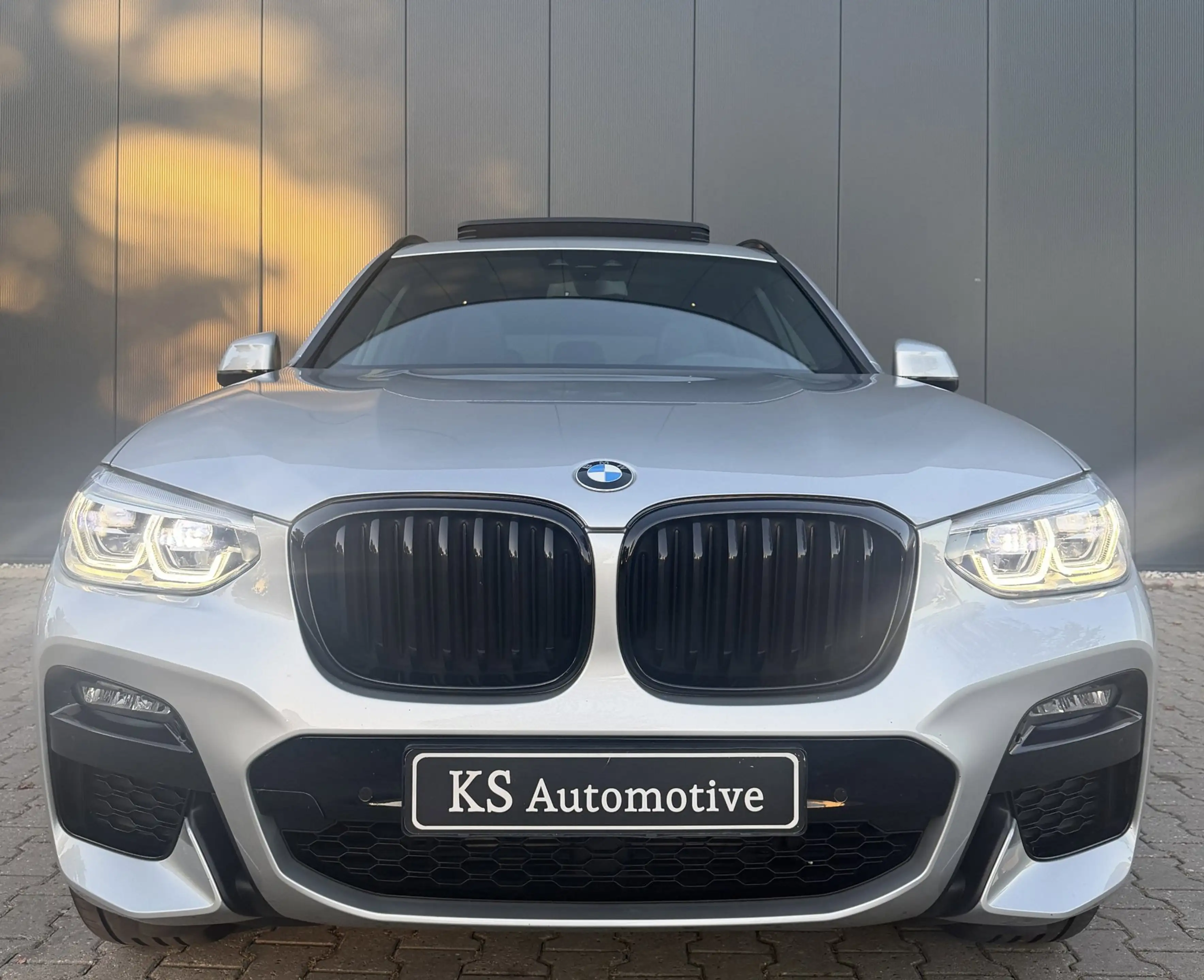 BMW X3 30e Xdrive 292PK M-SPORT Pano | LED | Head-up — photo 11