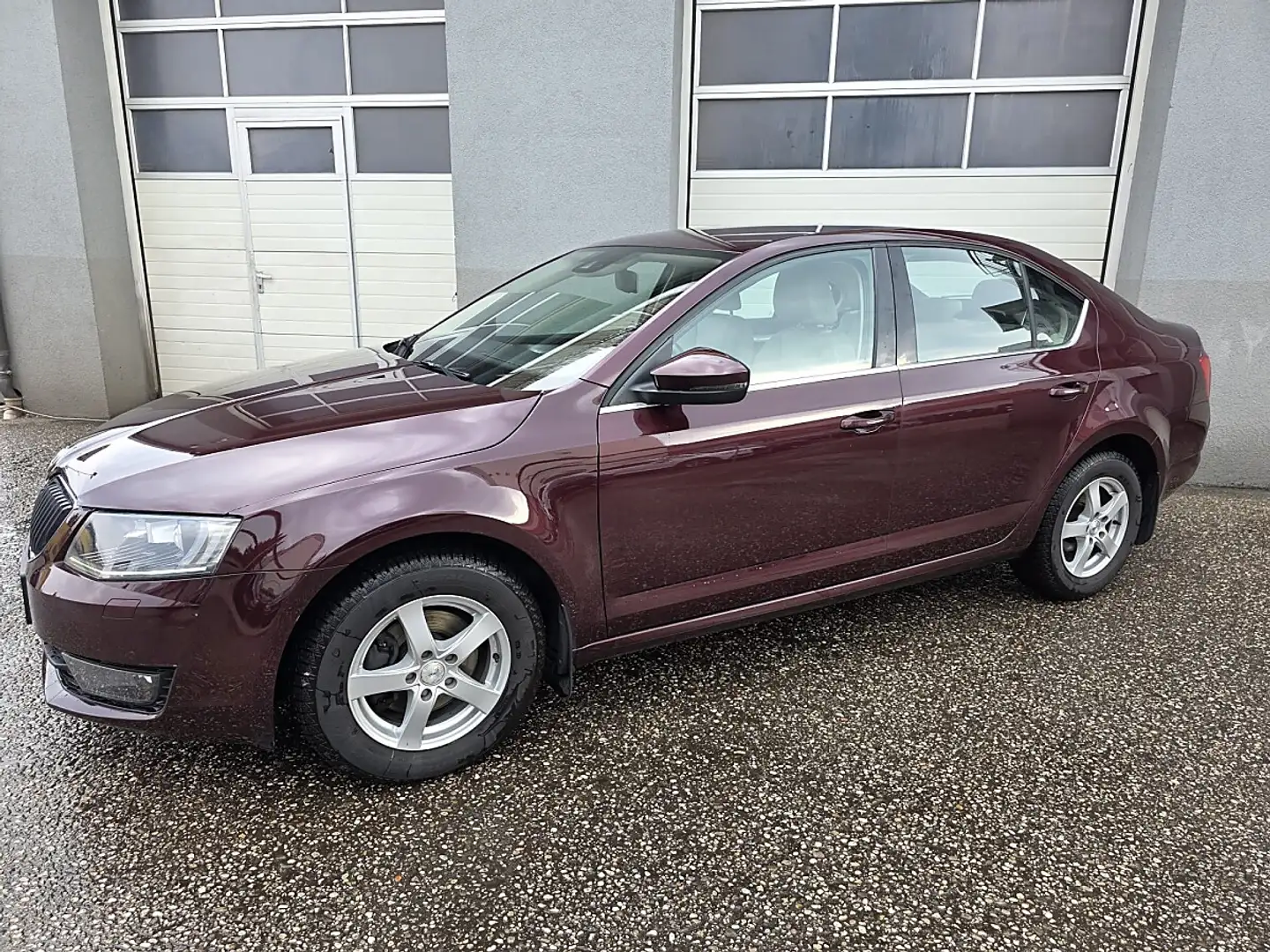 Skoda Octavia 1,6 Elegance TDI DSG *Topzustand* Rot - 2