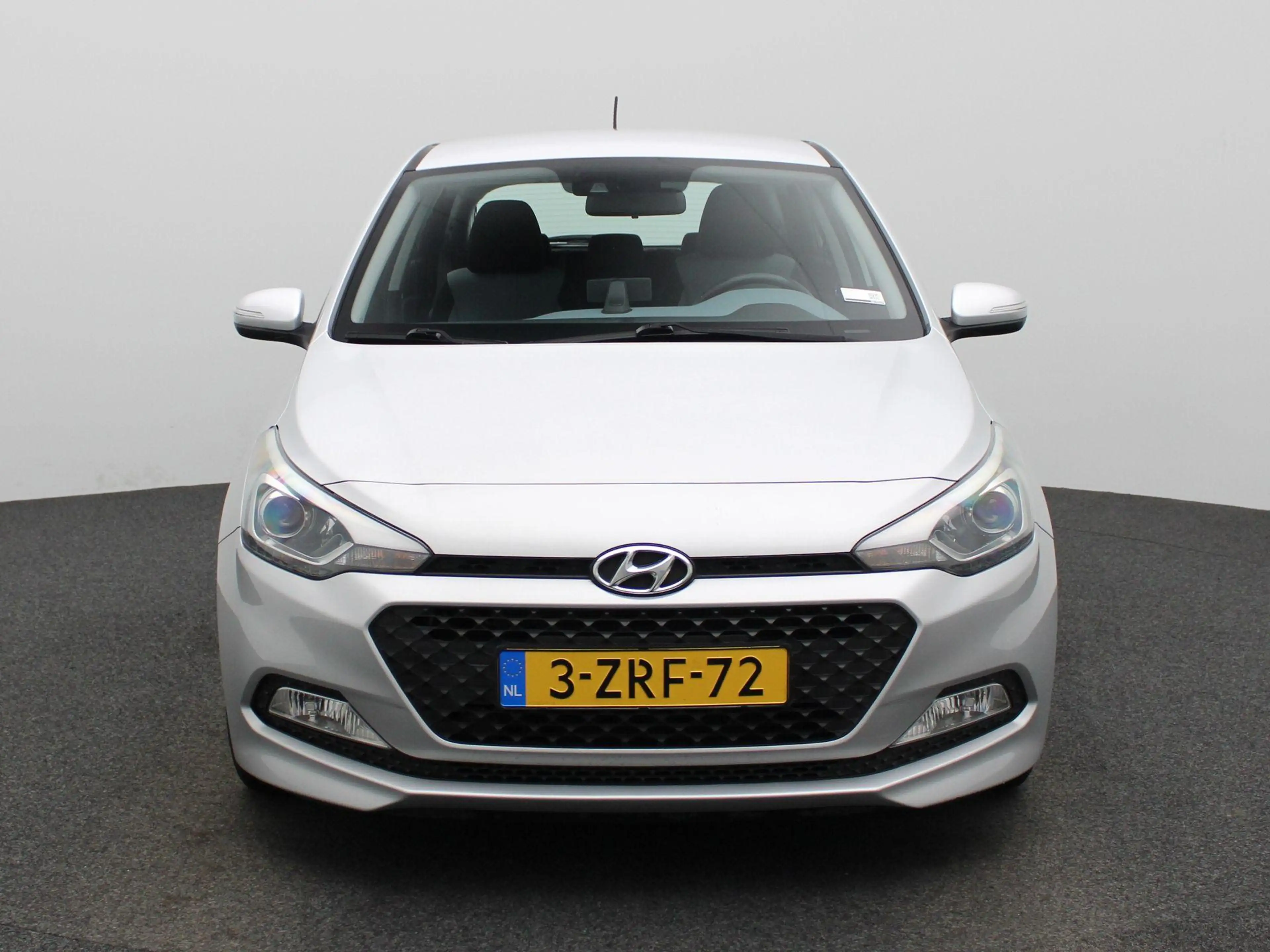 Hyundai i20 1.2 HP i-Motion — photo 3