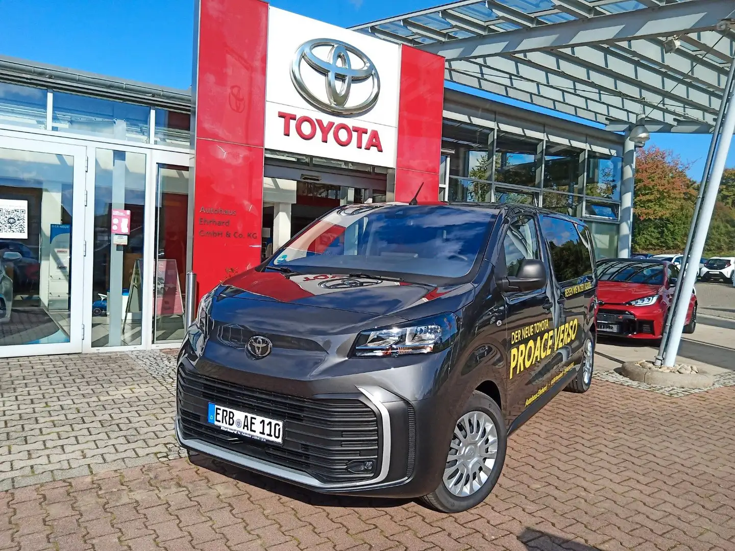 Toyota Proace Verso L1 Comfort Grau - 1