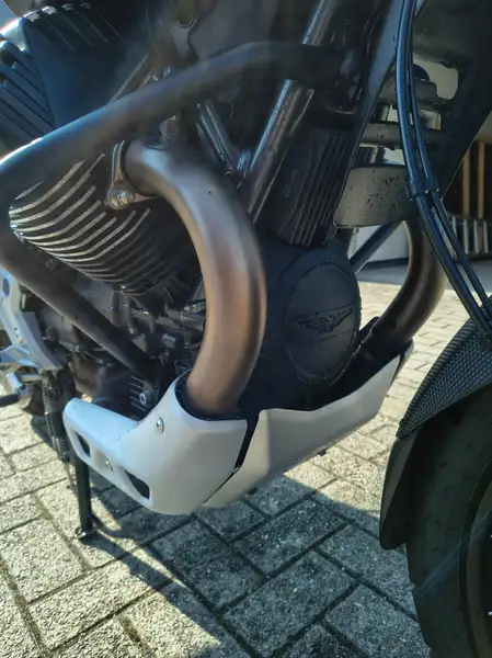 Moto Guzzi V 85 TT - foto 3