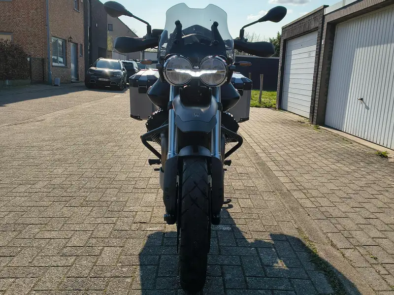 Moto Guzzi V 85 TT - foto 6