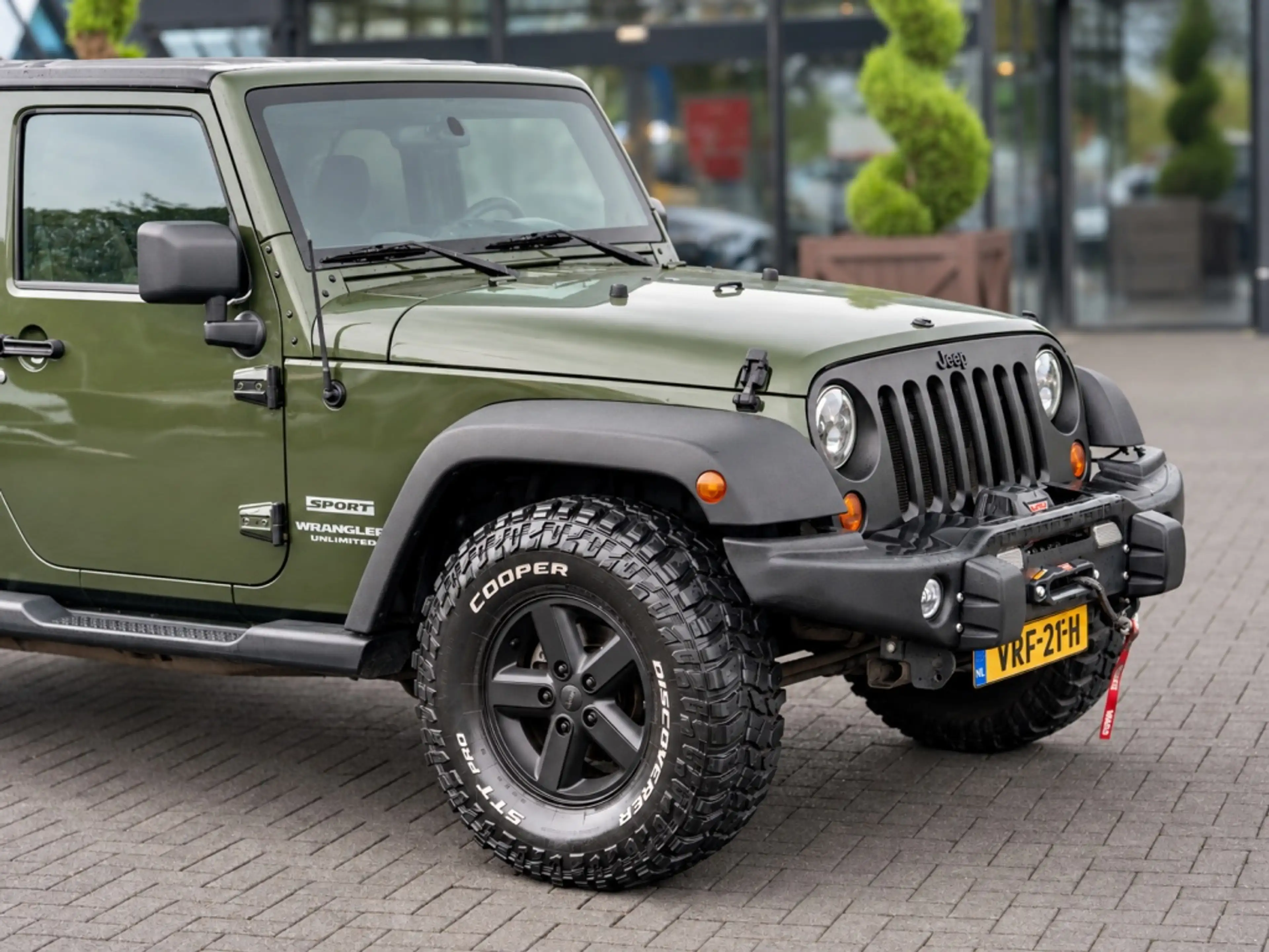 Jeep Wrangler JEEP 3.8 Unlimited | Hard top — photo 6