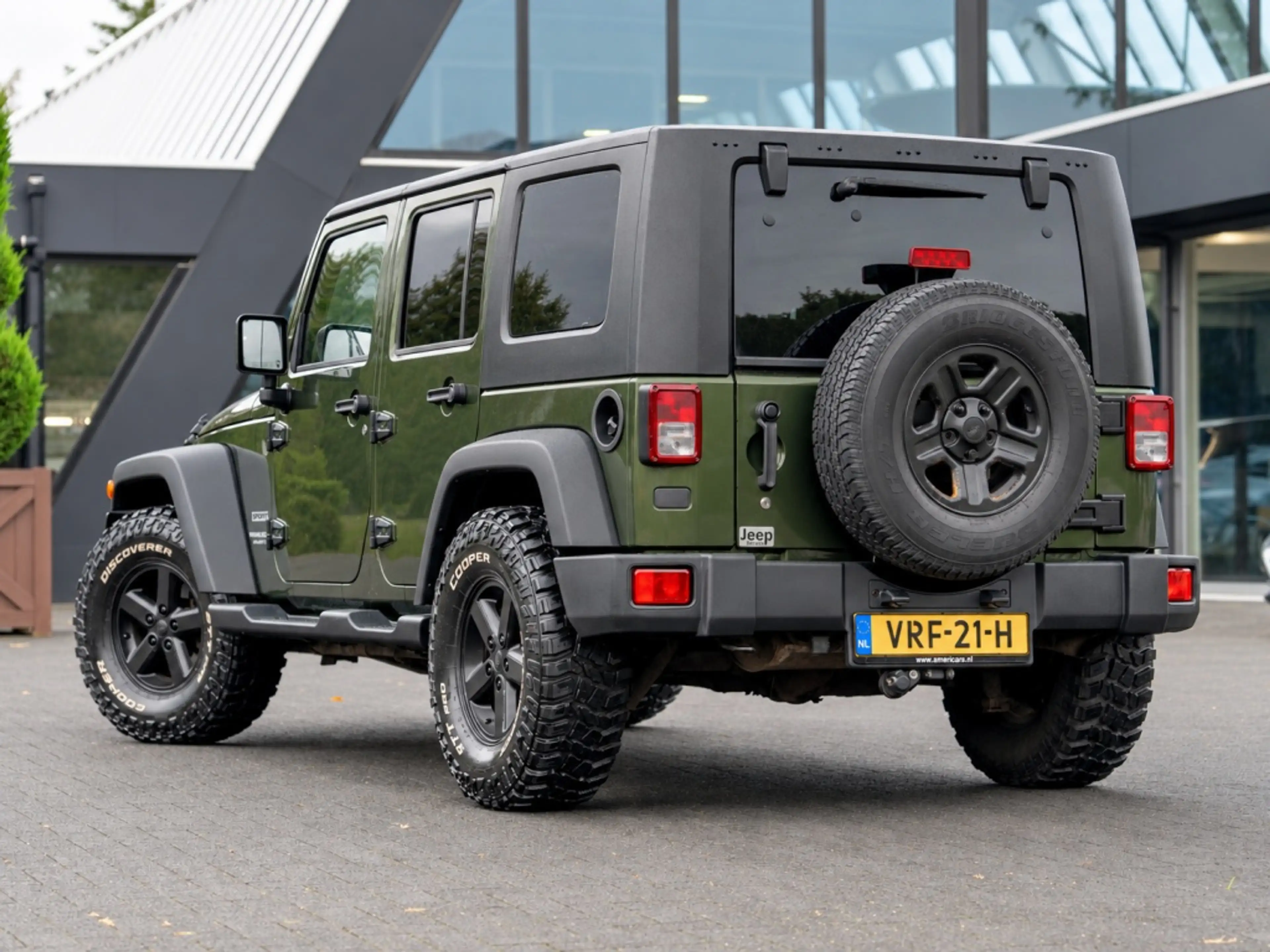 Jeep Wrangler JEEP 3.8 Unlimited | Hard top — photo 3