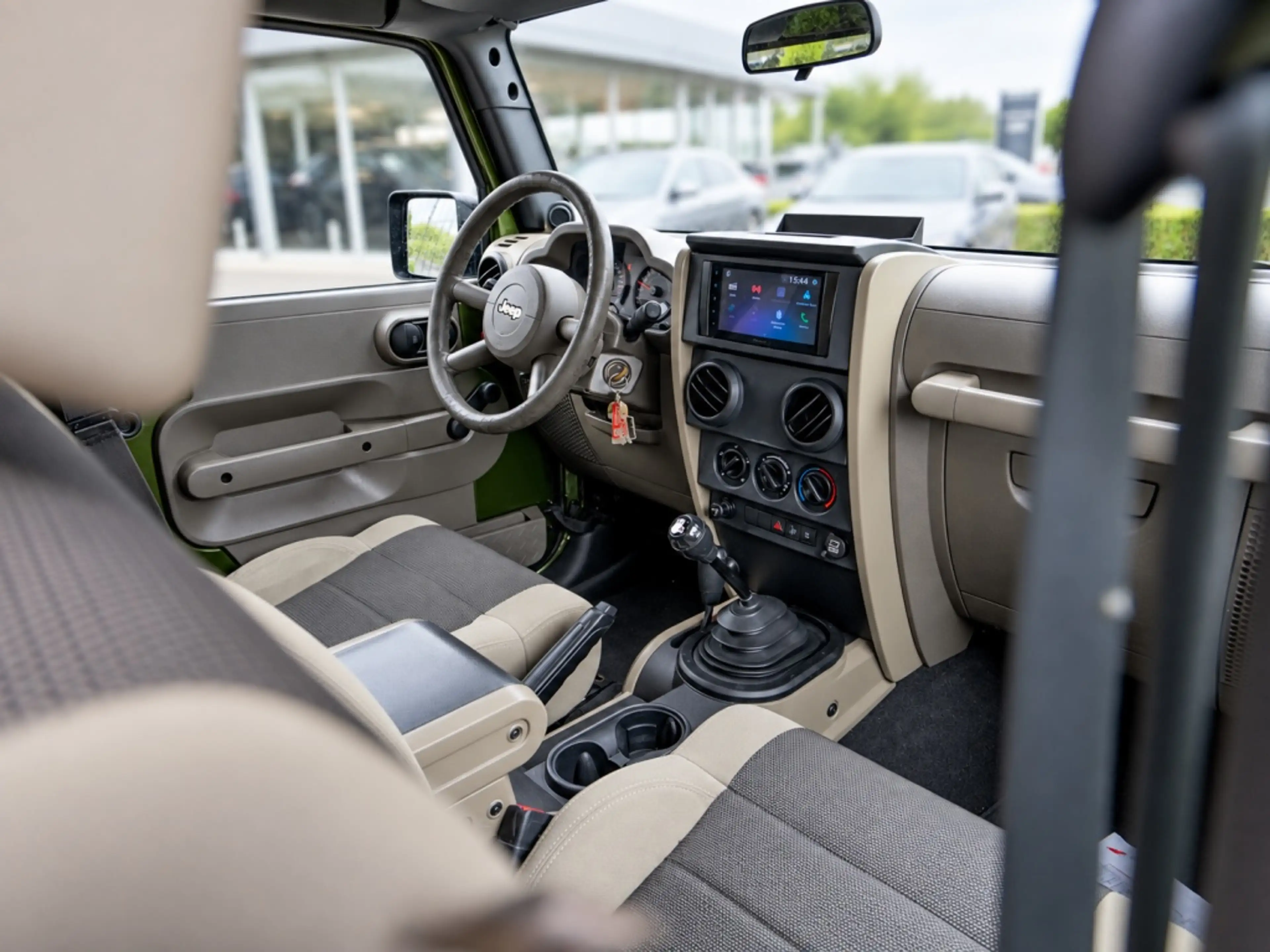Jeep Wrangler JEEP 3.8 Unlimited | Hard top — photo 12