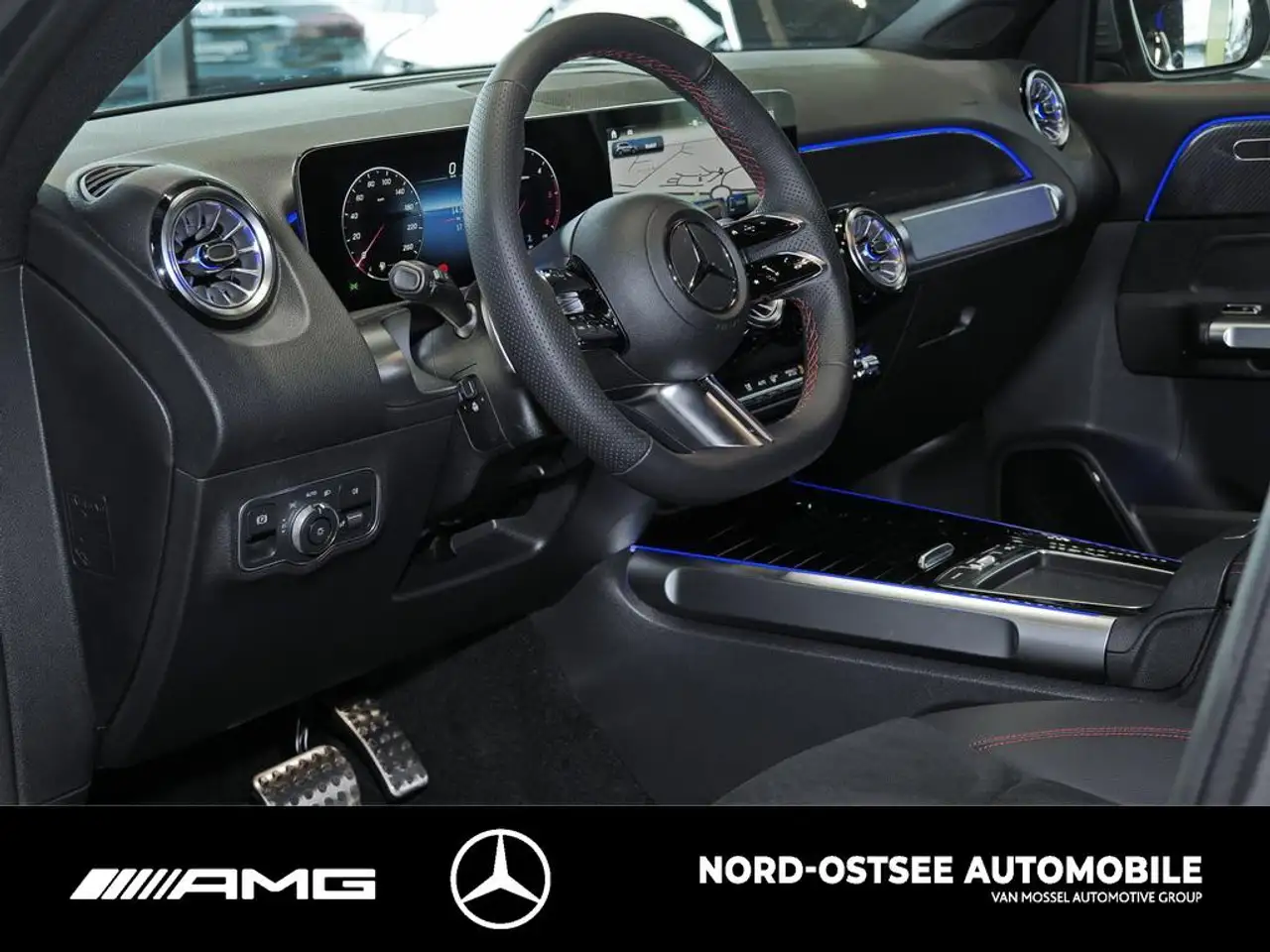 Mercedes-Benz GLB 200 d AMG PANO AHK SOUND TOTWINKEL 5