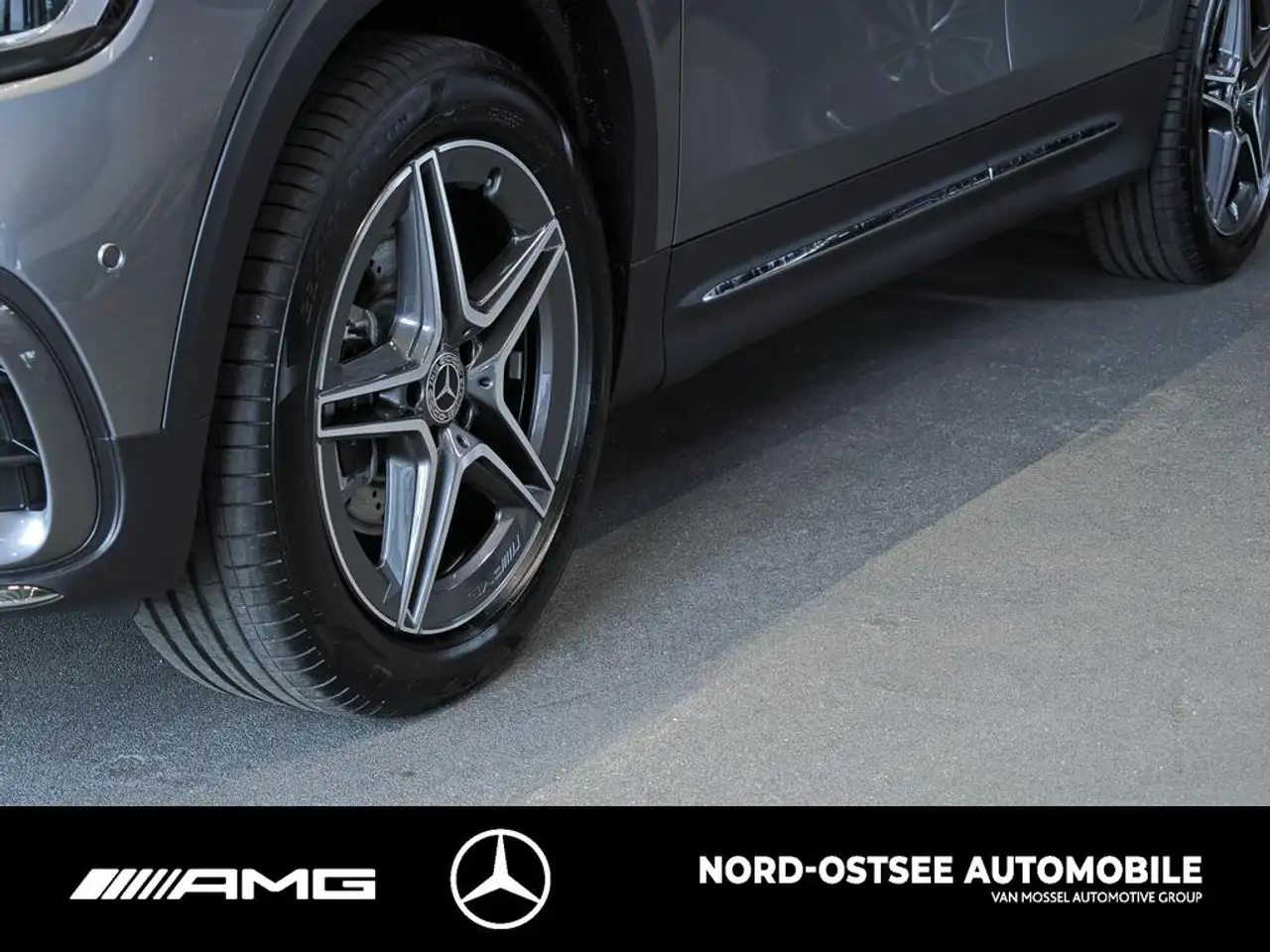 Mercedes-Benz GLB 200 d AMG PANO AHK SOUND TOTWINKEL 3