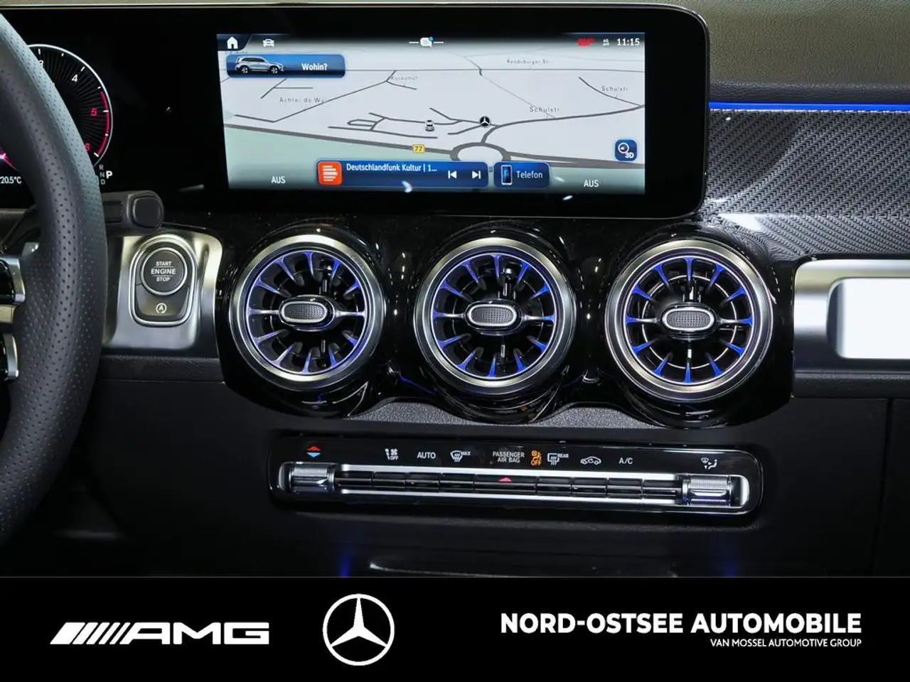 Mercedes-Benz GLB 200 d AMG PANO AHK SOUND TOTWINKEL 11