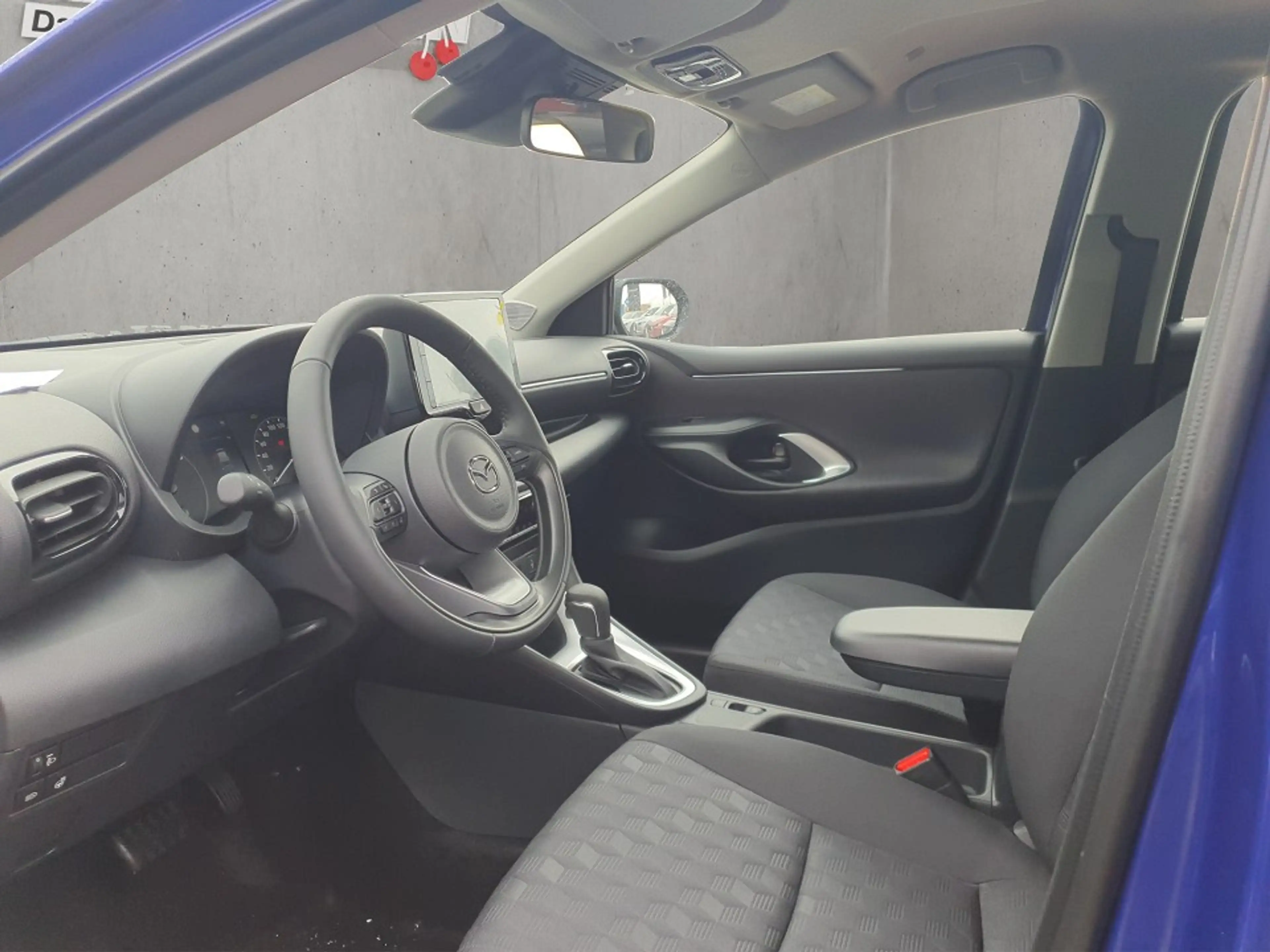 Mazda 2 Hybrid PRIME-LINE ++SHZ+ACC+KAMERA++ — photo 9