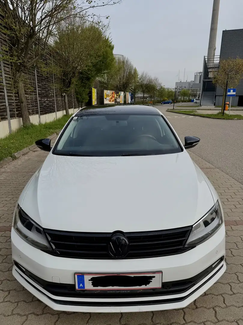 Volkswagen Jetta 2,0 TDI Trendline DSG - 1