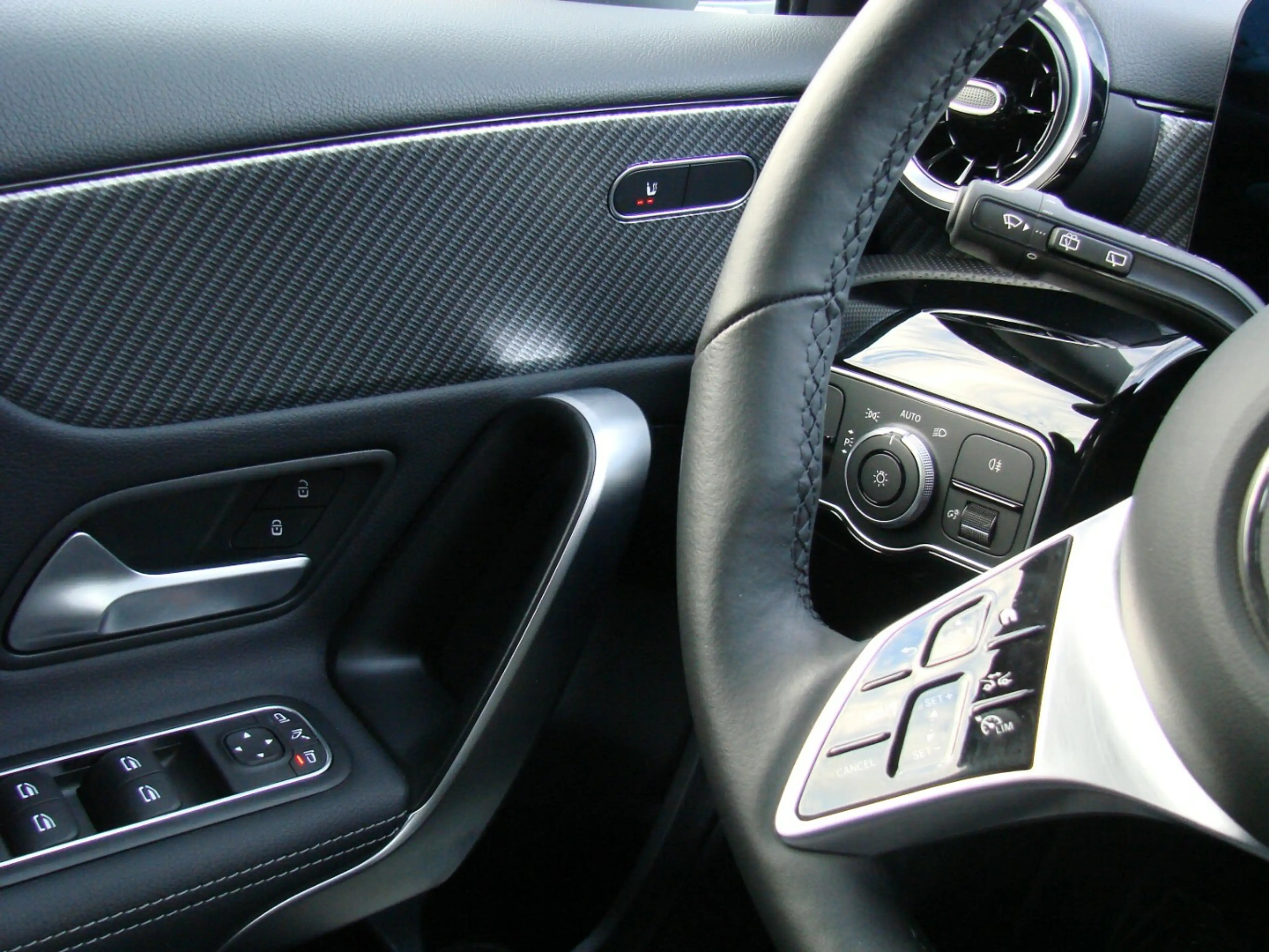 Mercedes-Benz A 200 d Urban Progressive DISTR Pro LED Kamera — photo 9