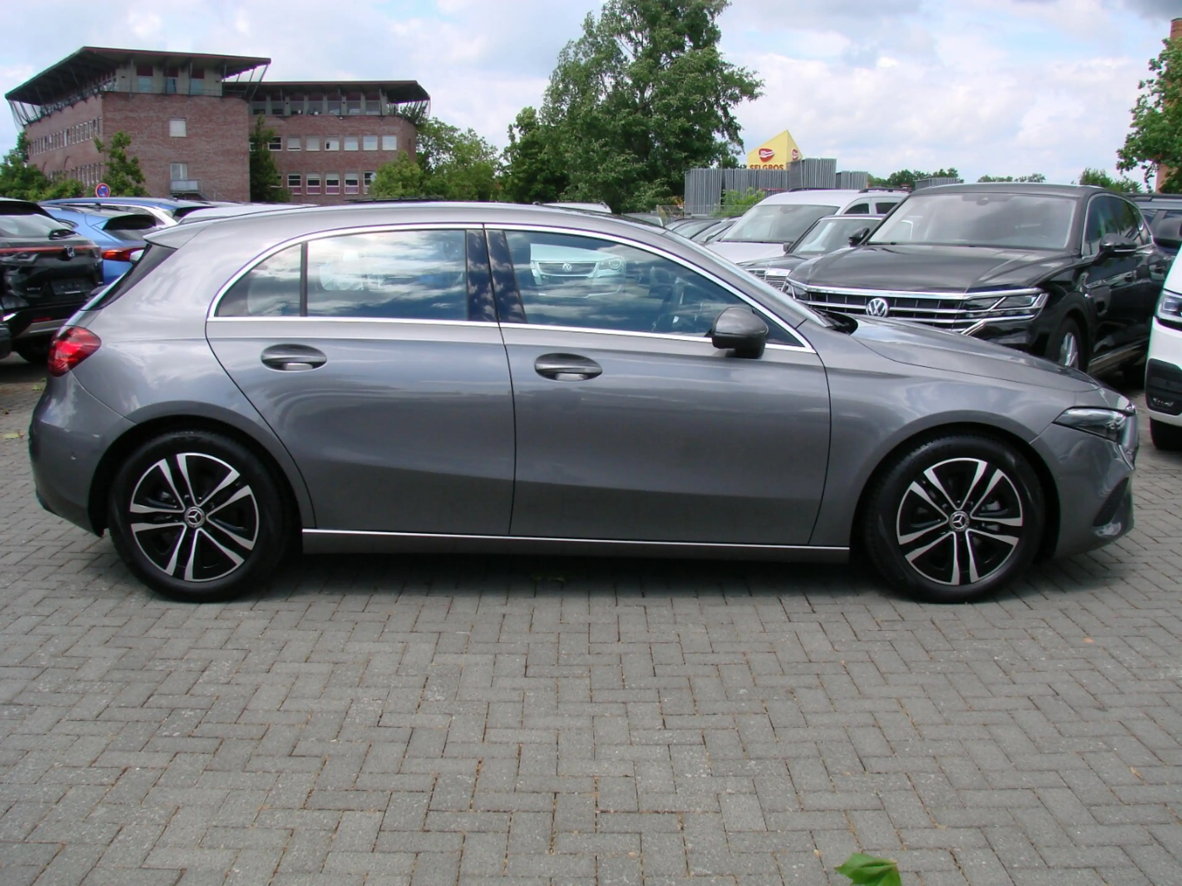 Mercedes-Benz A 200 d Urban Progressive DISTR Pro LED Kamera — photo 4