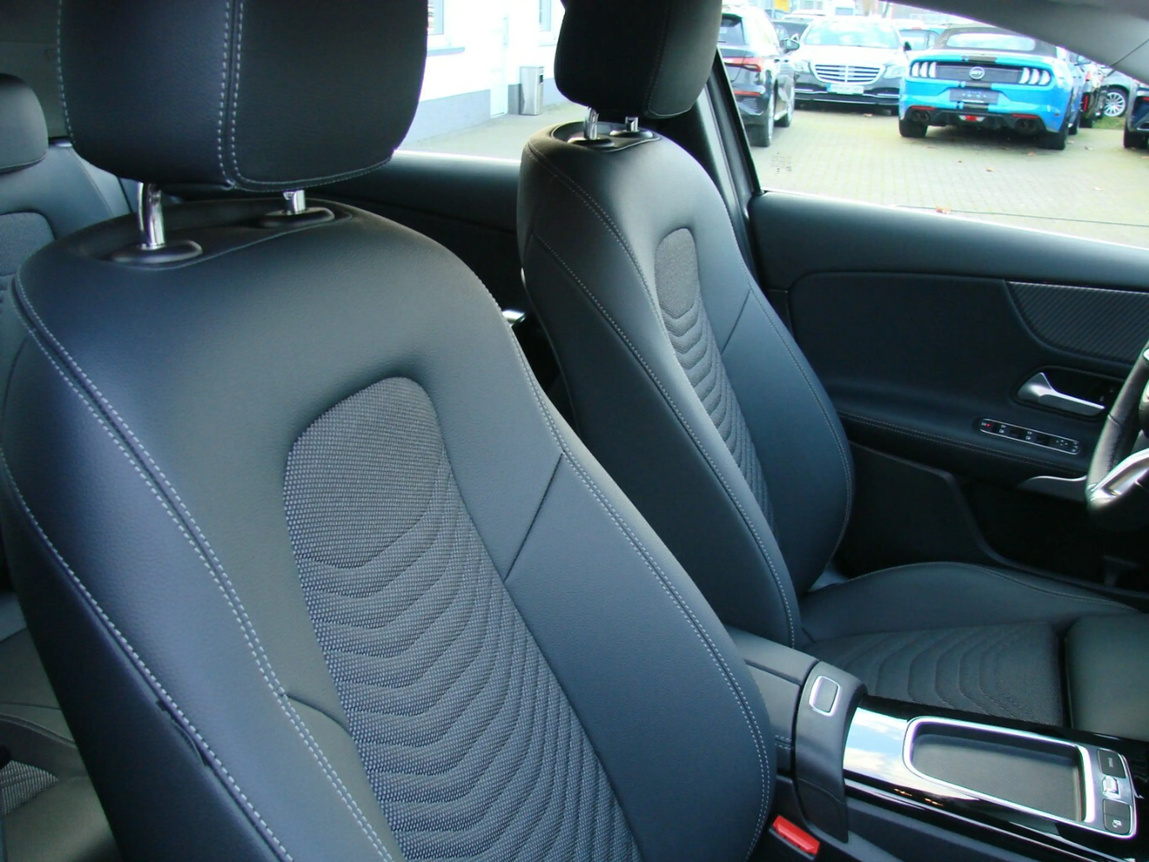 Mercedes-Benz A 200 d Urban Progressive DISTR Pro LED Kamera — photo 19